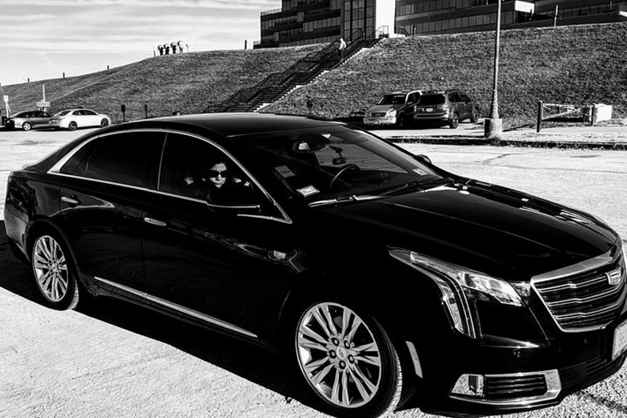 Chicago Private Sedan Transfer - Image 3