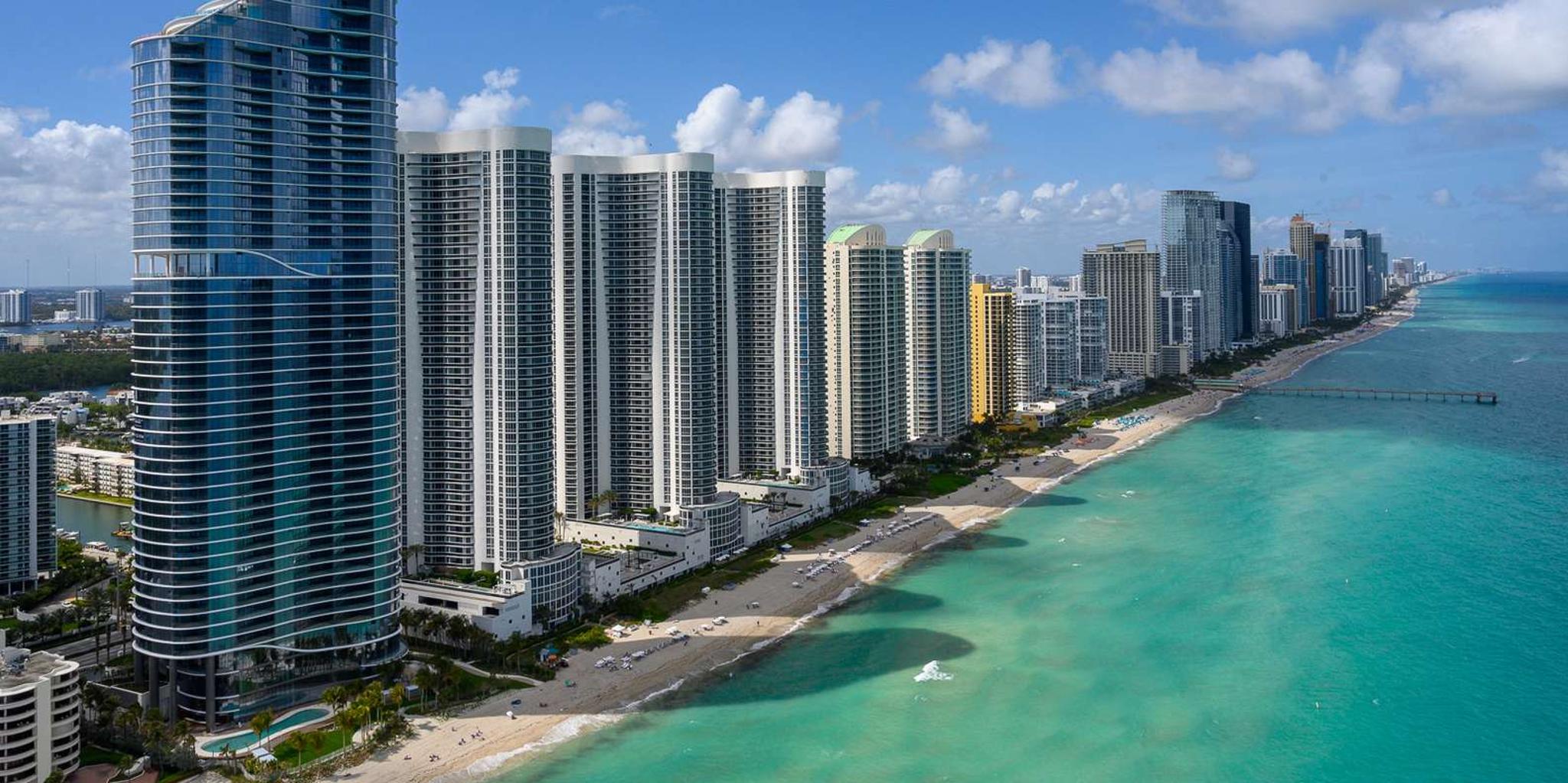 Fort Lauderdale to Miami Beach Helicopter Tour at Sunset - Image 2