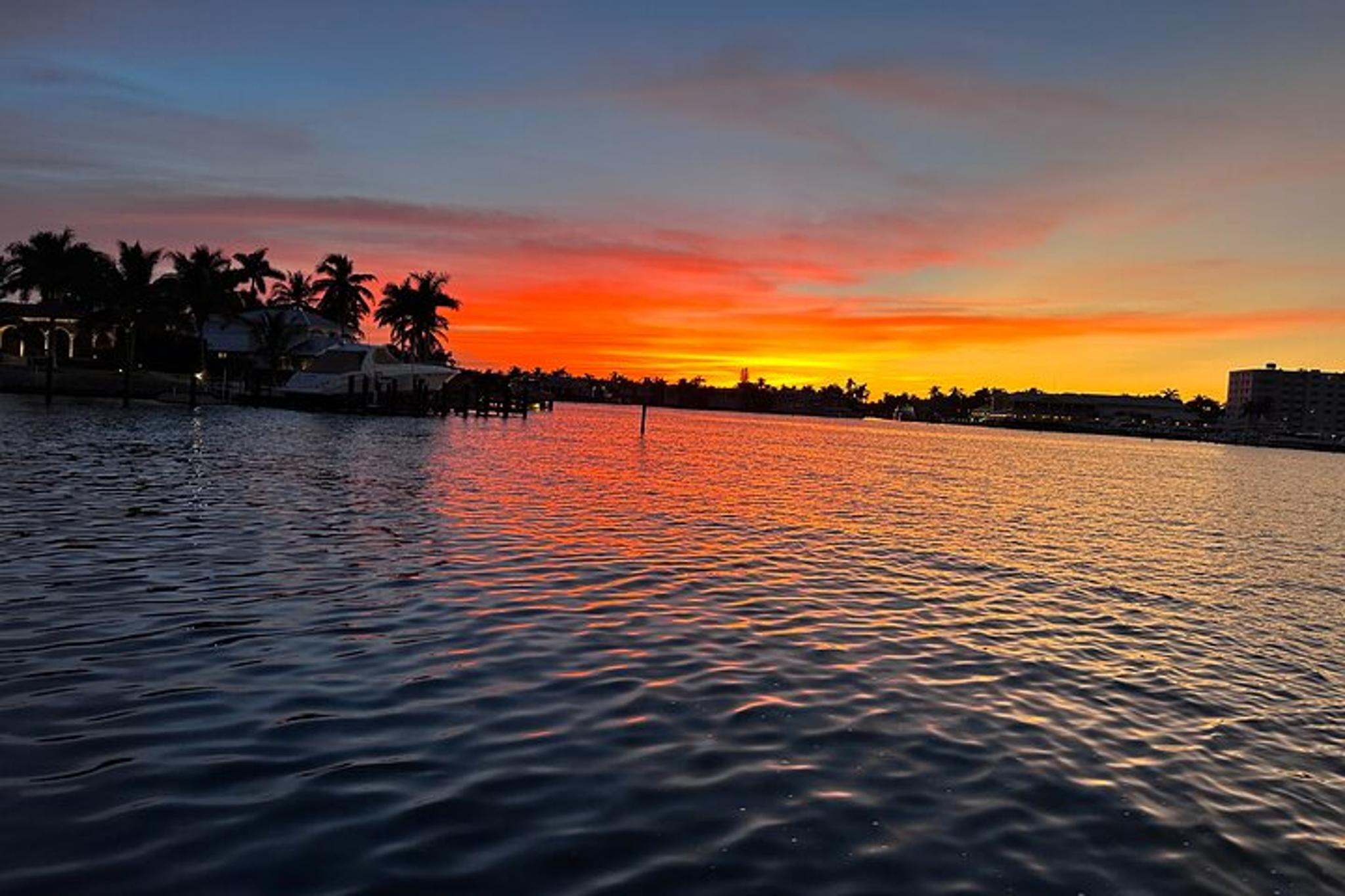 Naples Bay and Port Royal Sunset Cruise - Image 3