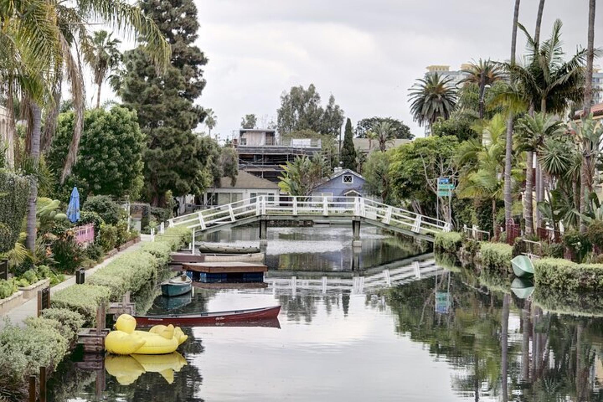 Los Angeles Private Tour: Hollywood, Beverly Hills, and Beaches - Image 2