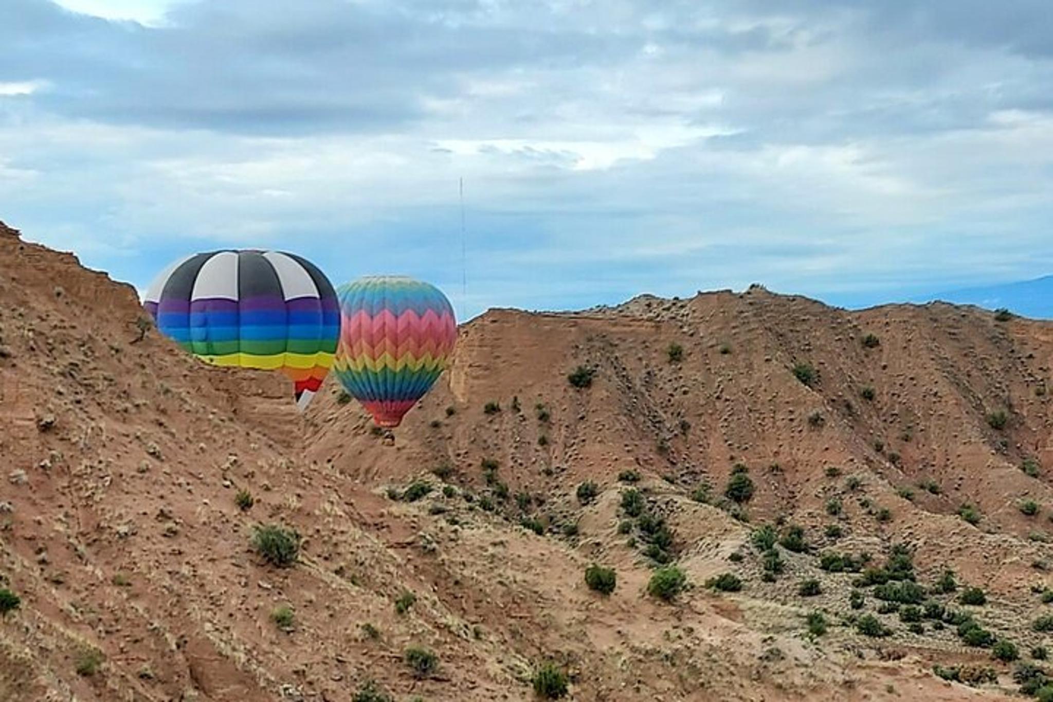 Santa Fe Hot Air Balloon Ride - Image 3