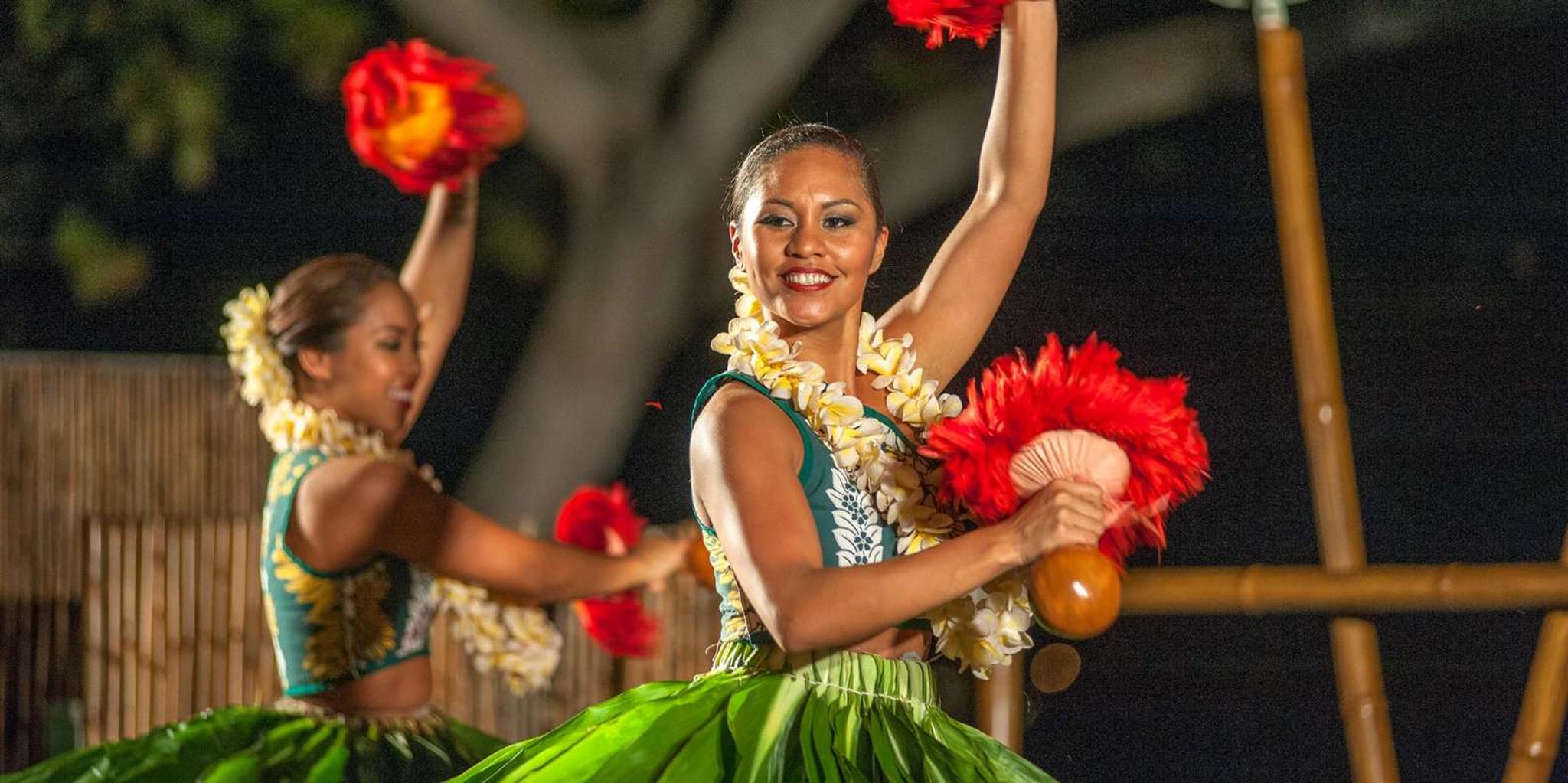 Kailua-Kona Luau with Buffet Dinner - Image 3