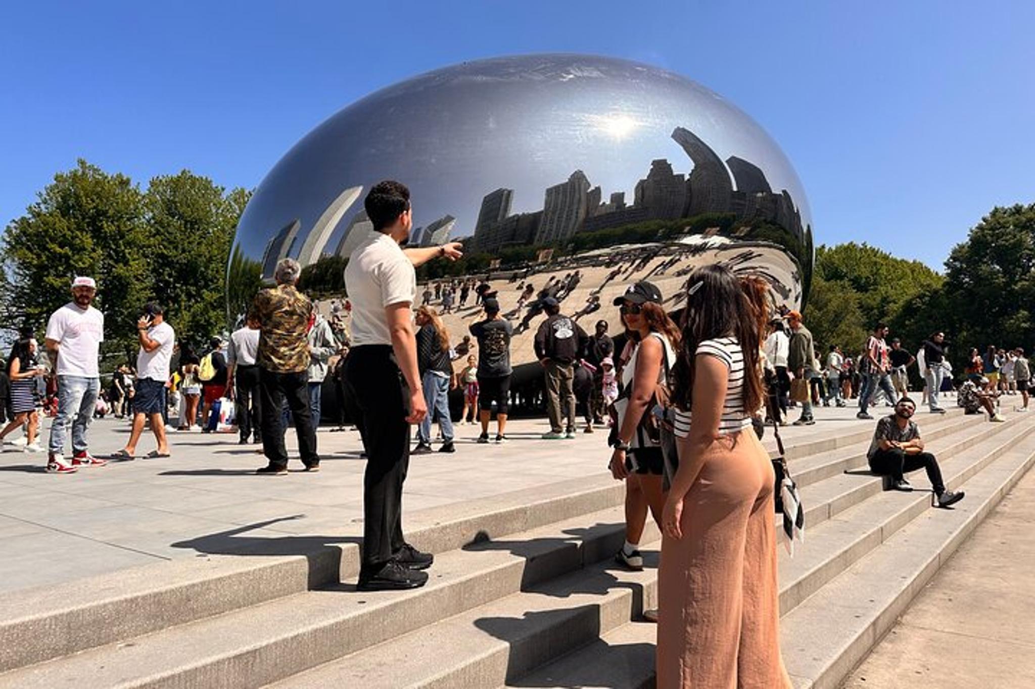 Chicago Highlights and Landmarks Walking Tour
