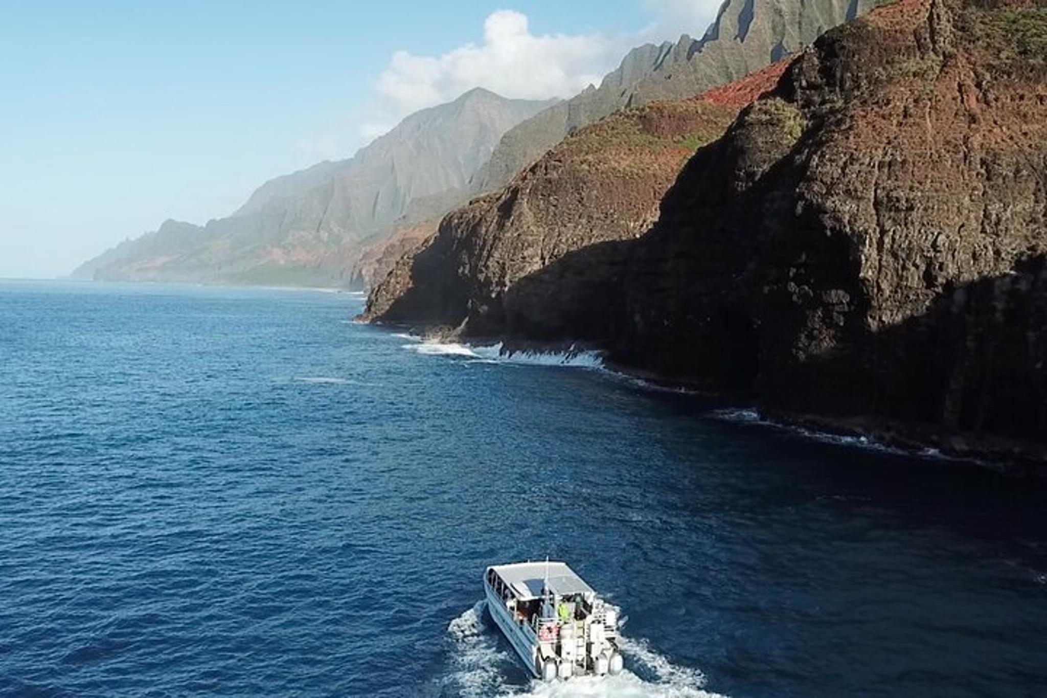 Kauai Na Pali Coast Sunset Cruise - Image 6