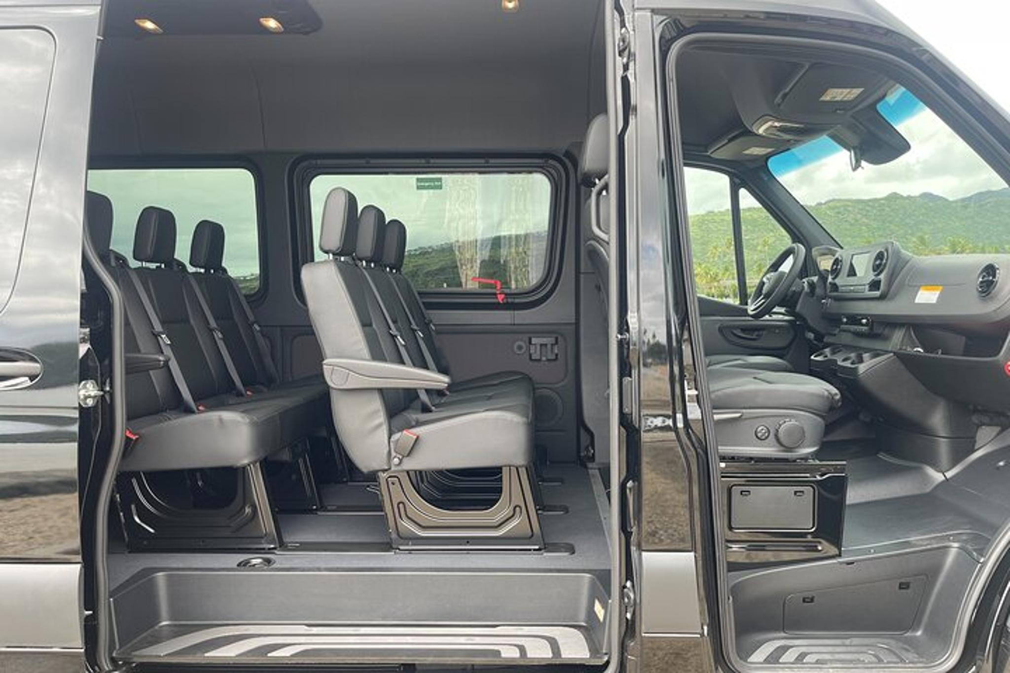 Honolulu Airport Transfer from Waikiki Hotels - Image 5