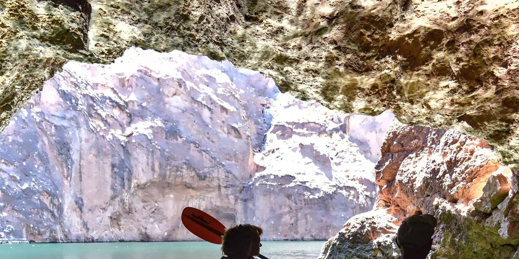 Las Vegas Hoover Dam and Emerald Cave Kayak Tour - Image 3