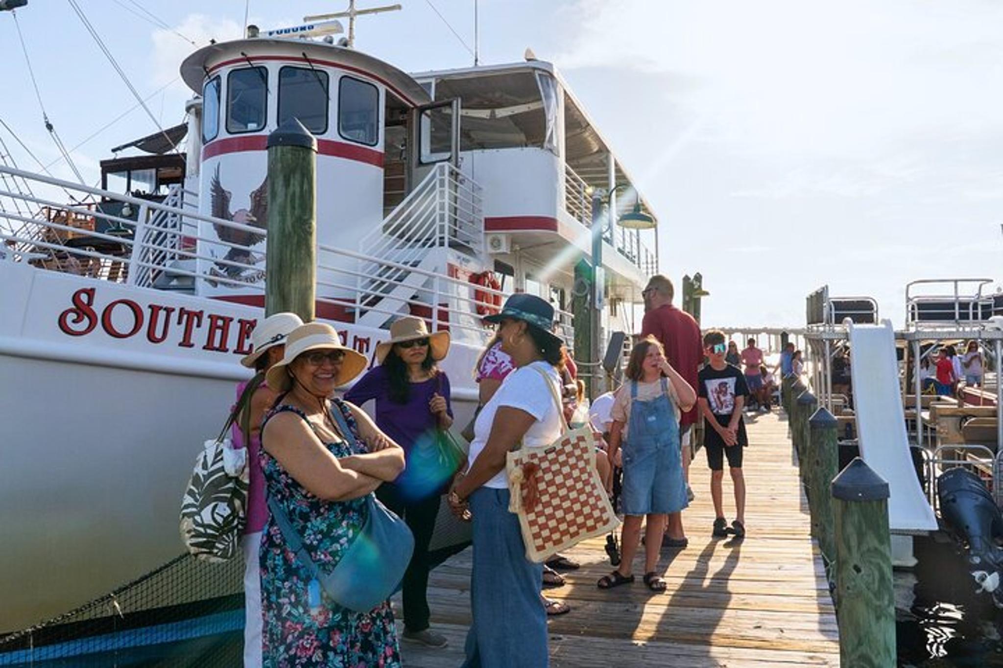Destin Dolphin Cruise on Southern Star 90 min - Image 3