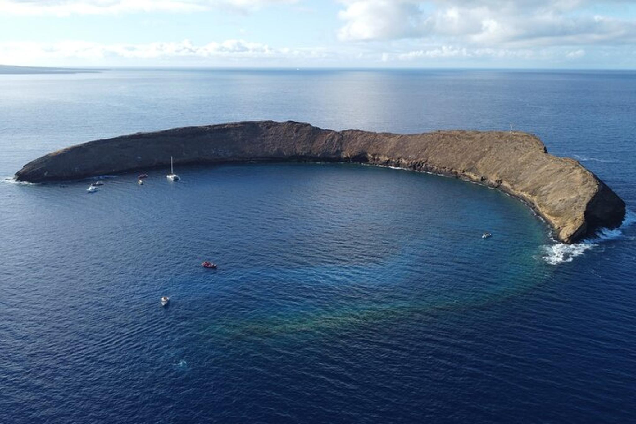 Kihei Snorkeling Adventure at Molokini Crater 3 hr - Image 6