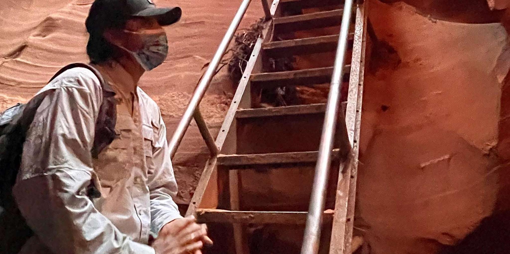 Phoenix Antelope Canyon and Horseshoe Bend Day Trip - Image 4