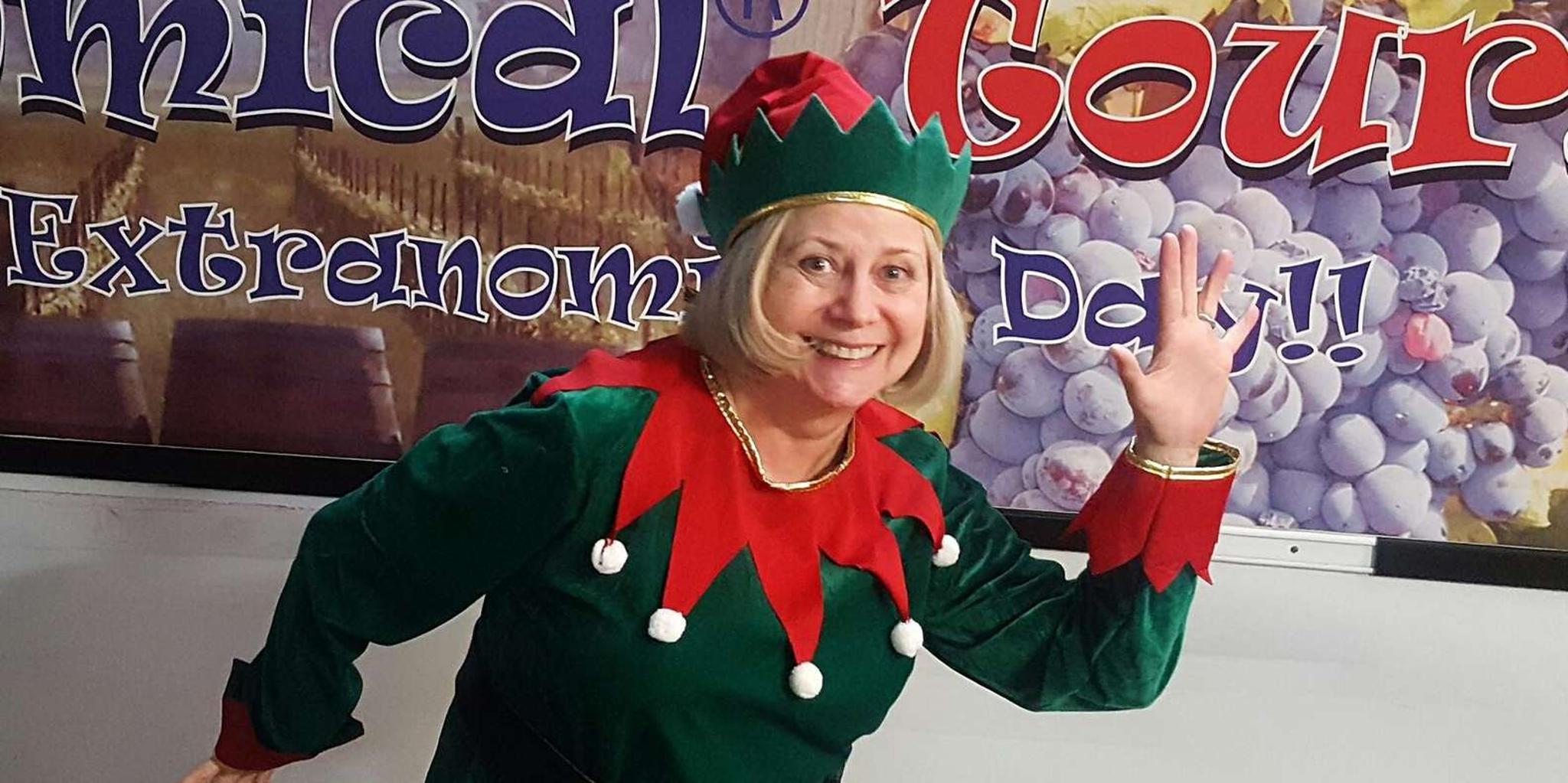 San Francisco Christmas Lights Tour with Cider - Image 3