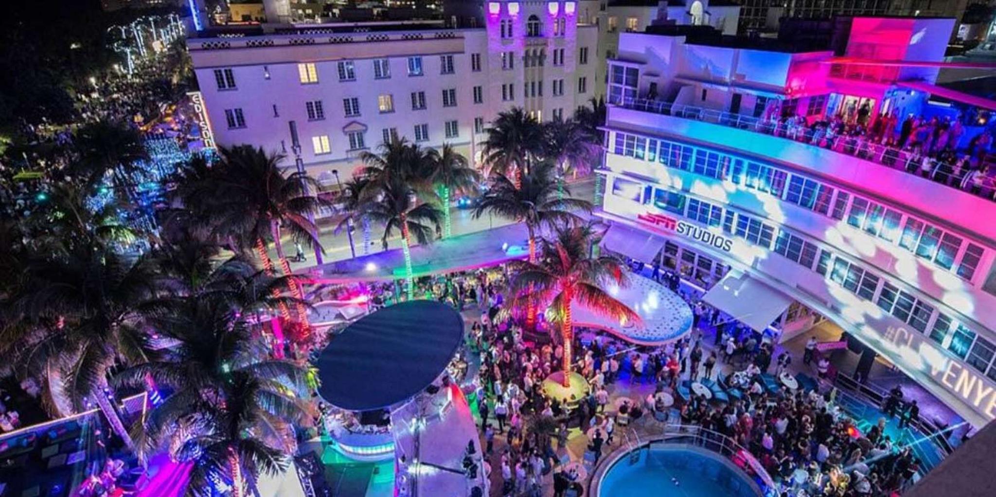 Miami Pub Crawl and Clubbing Experience