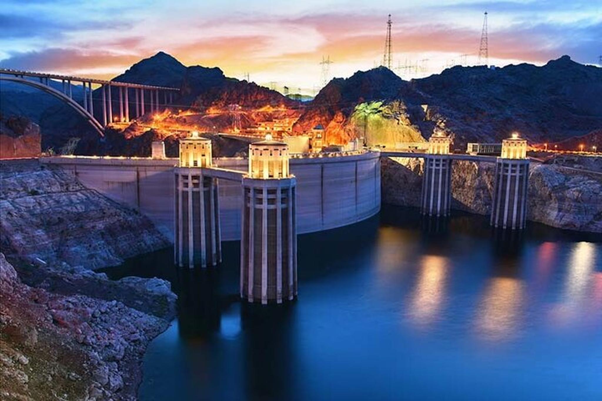 Las Vegas Hoover Dam Tunnels & Power Plant Tour - Image 2