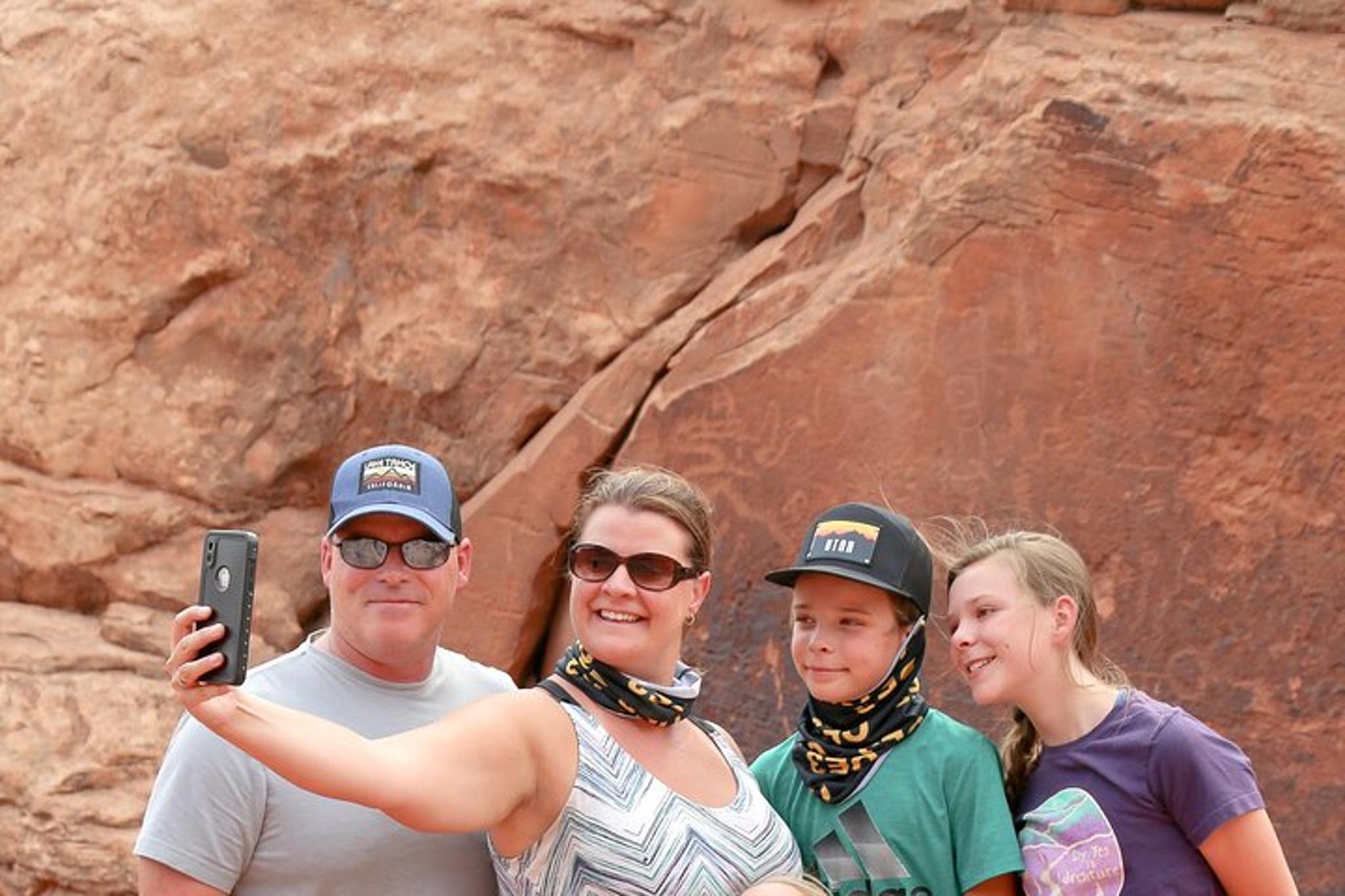 Moab Petroglyph Scenic Tour - Image 2