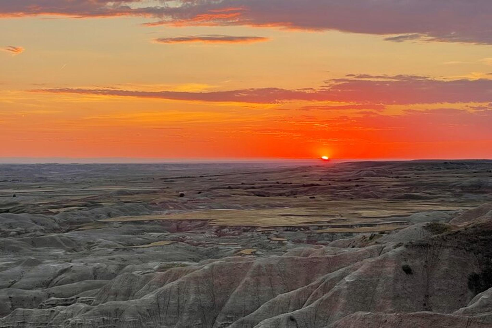 Badlands Sunset and Stargazing Tour - Image 6