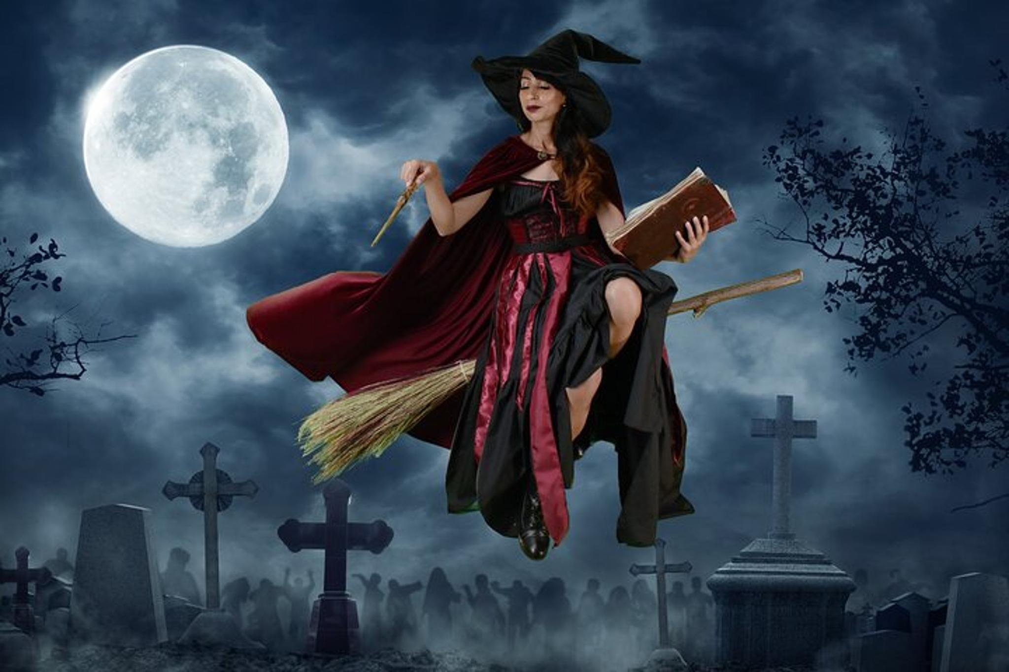 Salem Costume Photography with Green Screen - Image 4