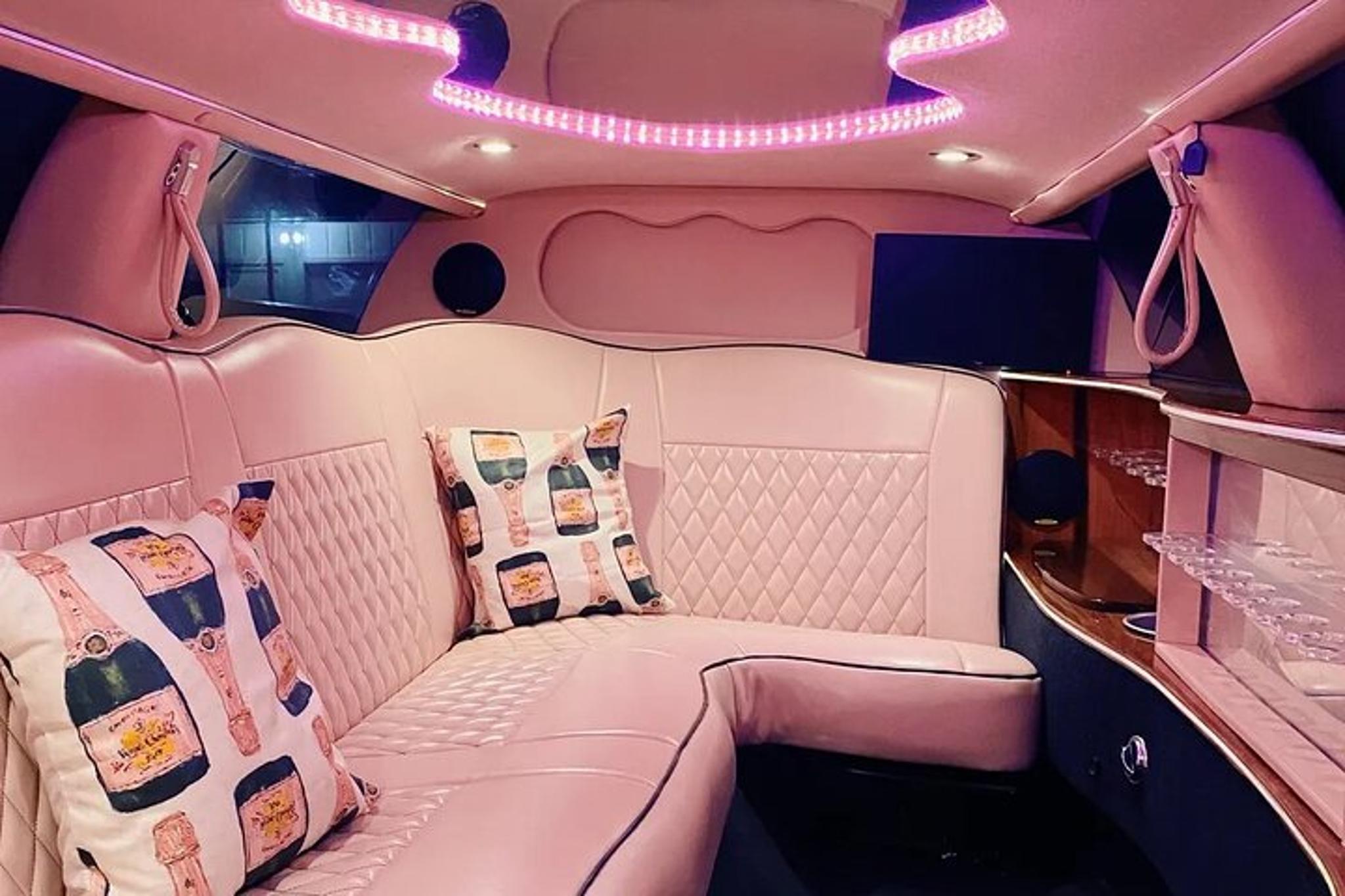 Fredericksburg Wine Tour in Lincoln Limo