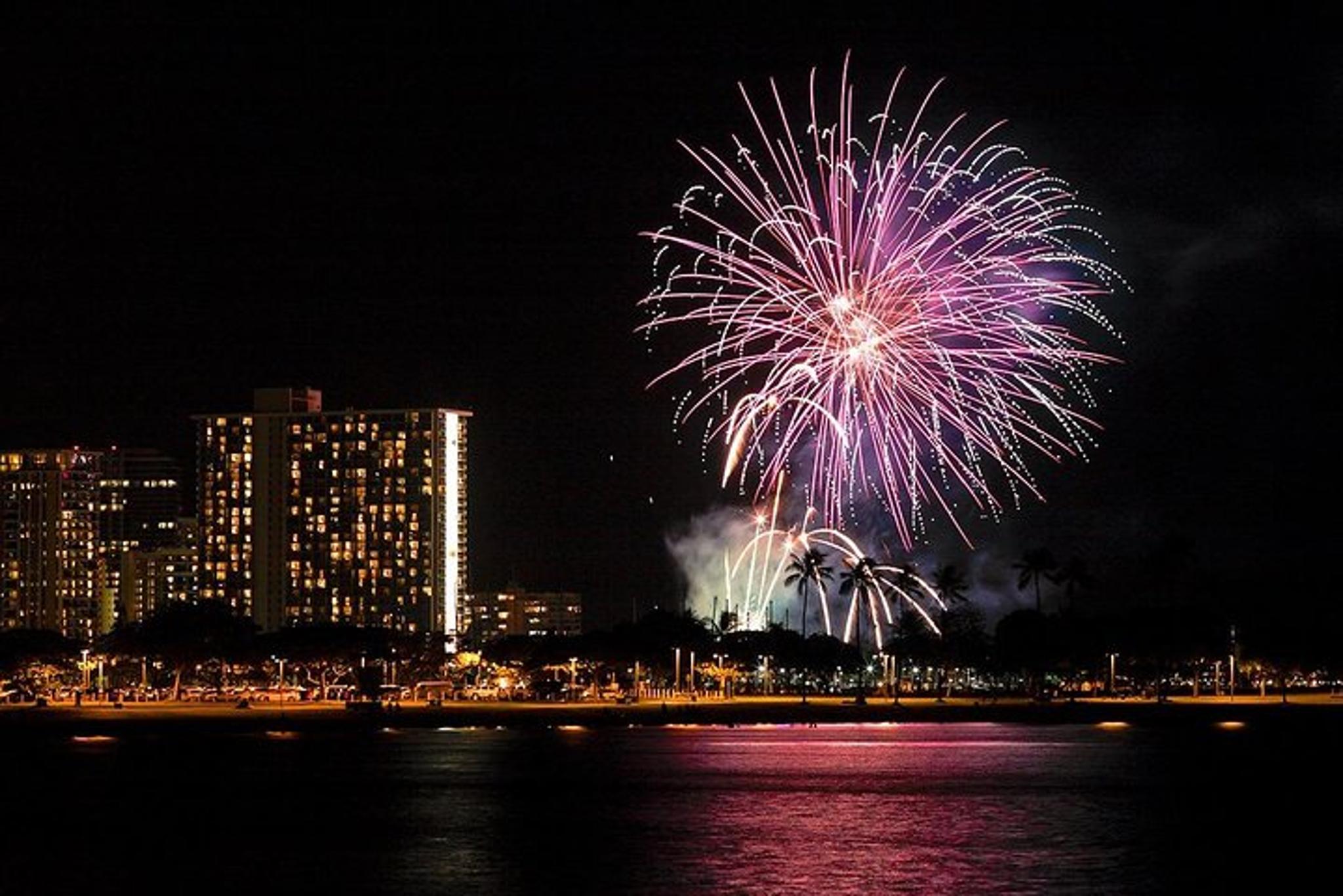 Waikiki Fireworks Sail