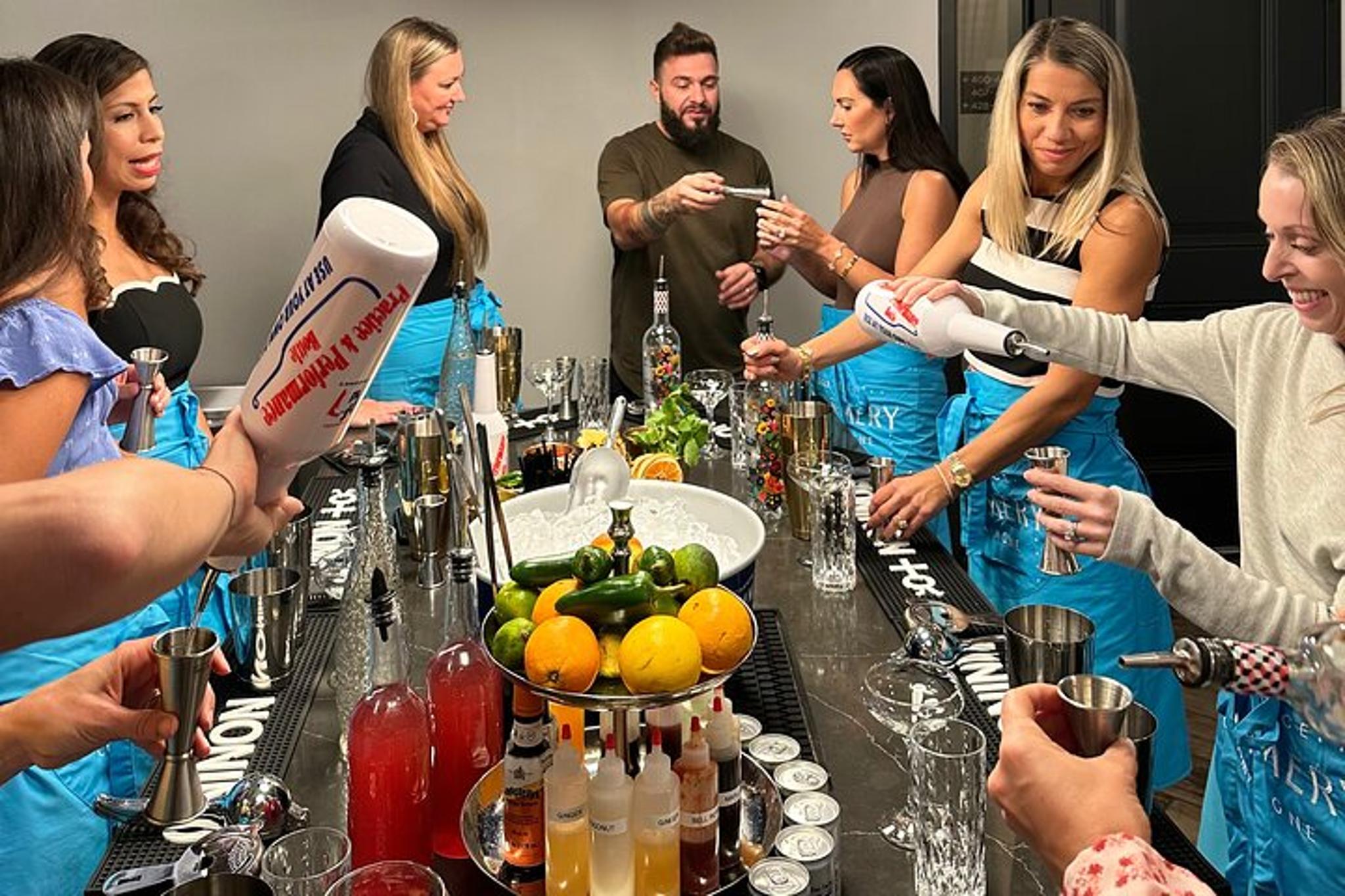 West Palm Beach Cocktail Class Experience - Image 4