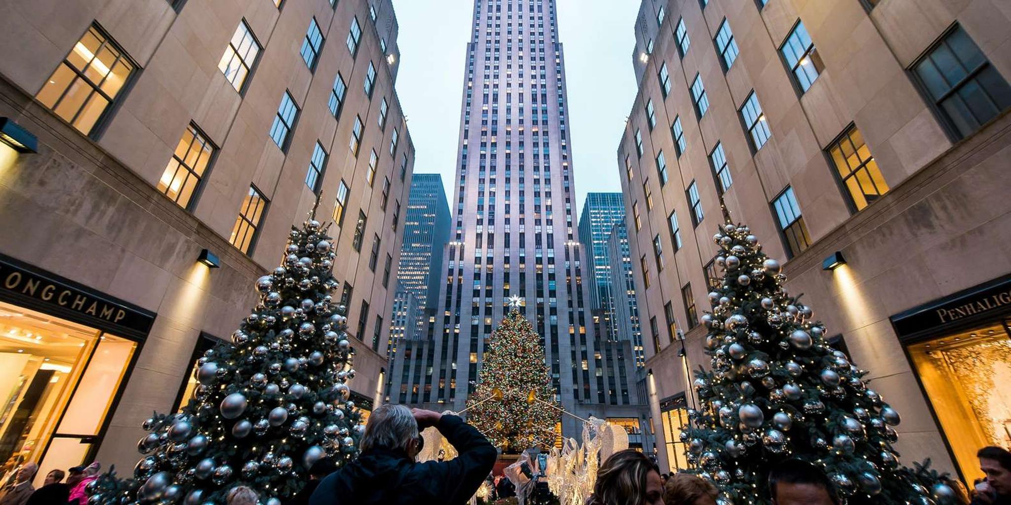 New York City Rockefeller Center Walking Tour with Top of the Rock - Image 2