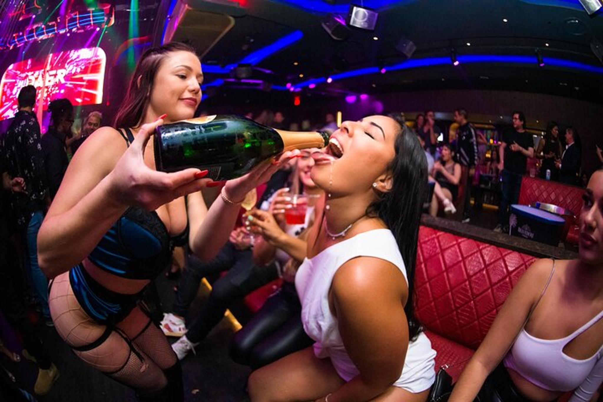 Miami Bar Crawl - Image 4