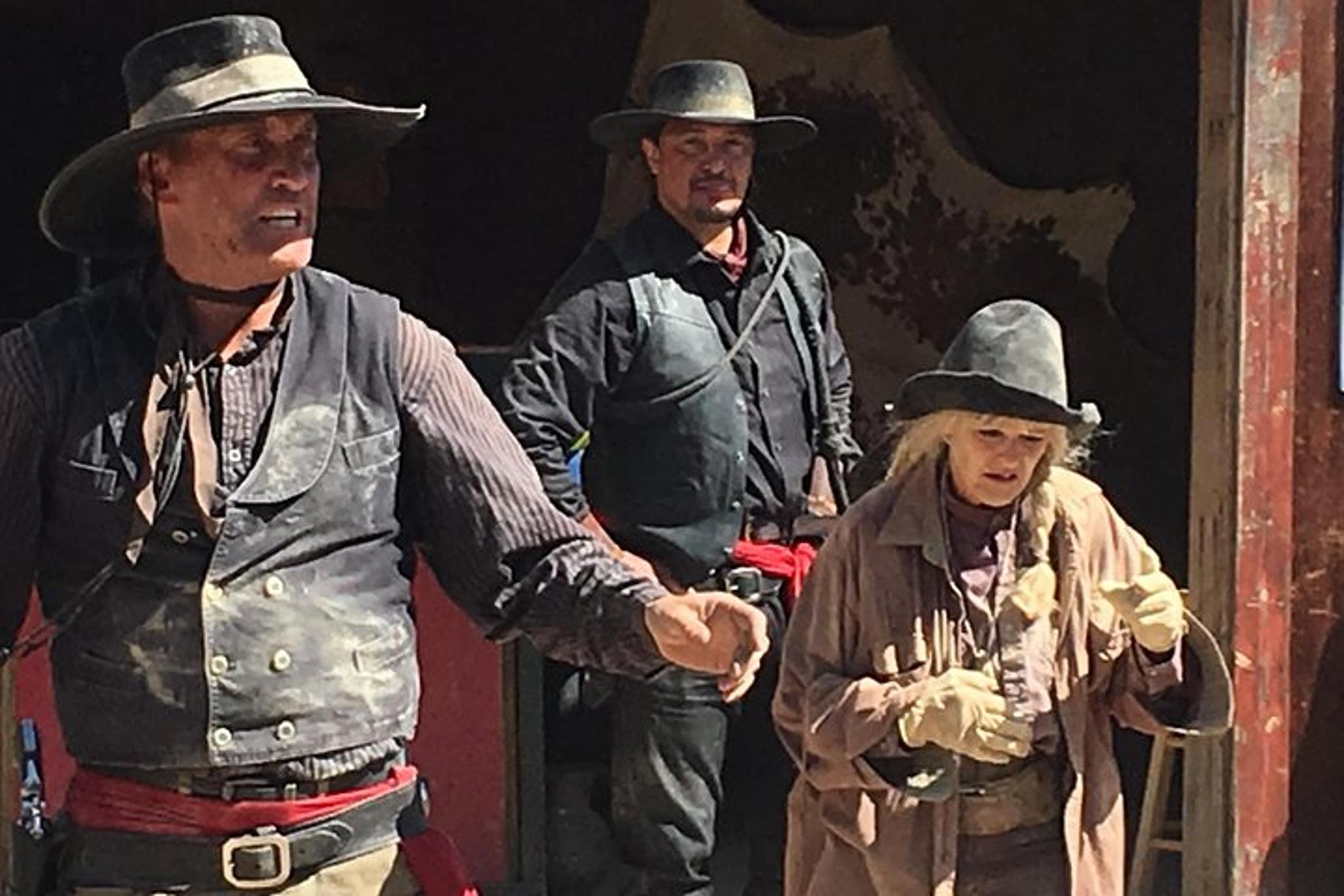 Tombstone Gunfight Show - Image 5