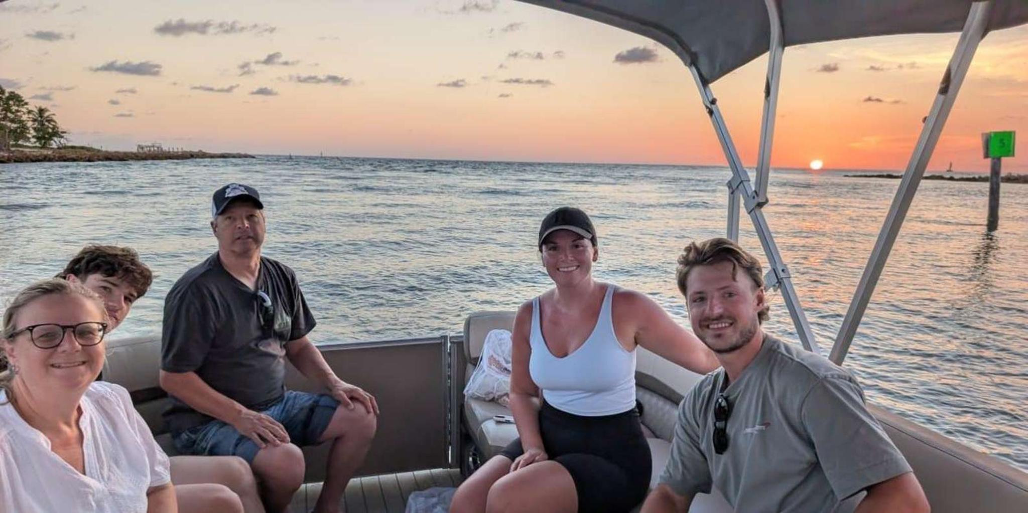 Naples Keewaydin Island Shelling Tour 3 hr - Image 1