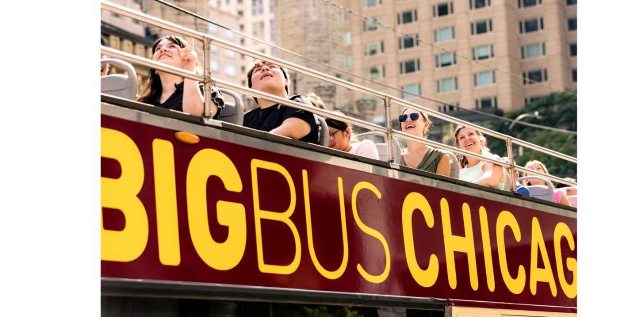 Chicago Hop-on Hop-off Bus Tour and 360 CHICAGO Deck - Image 5