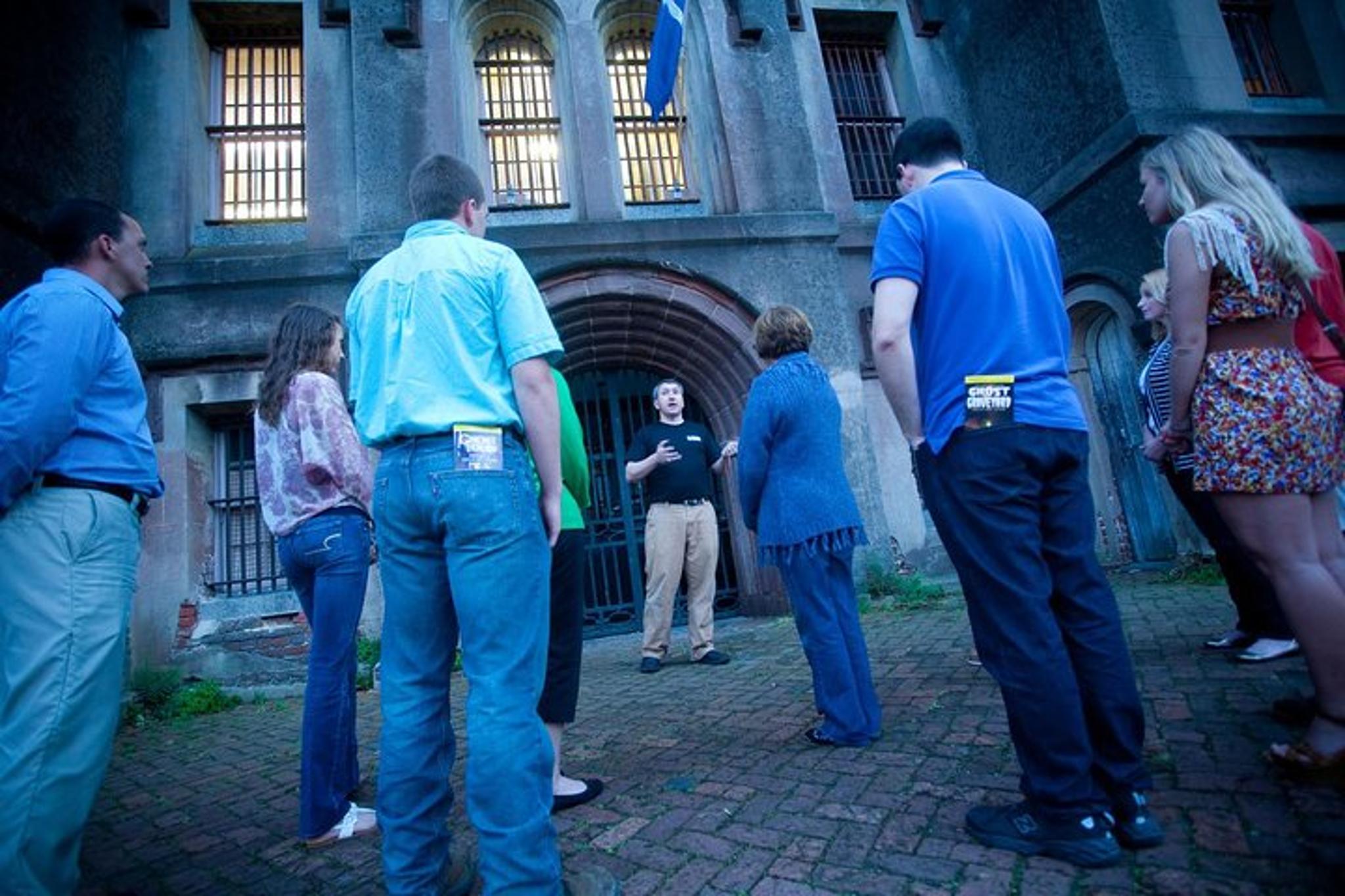 Charleston Haunted Jail Night-Time Walking Tour - Image 6