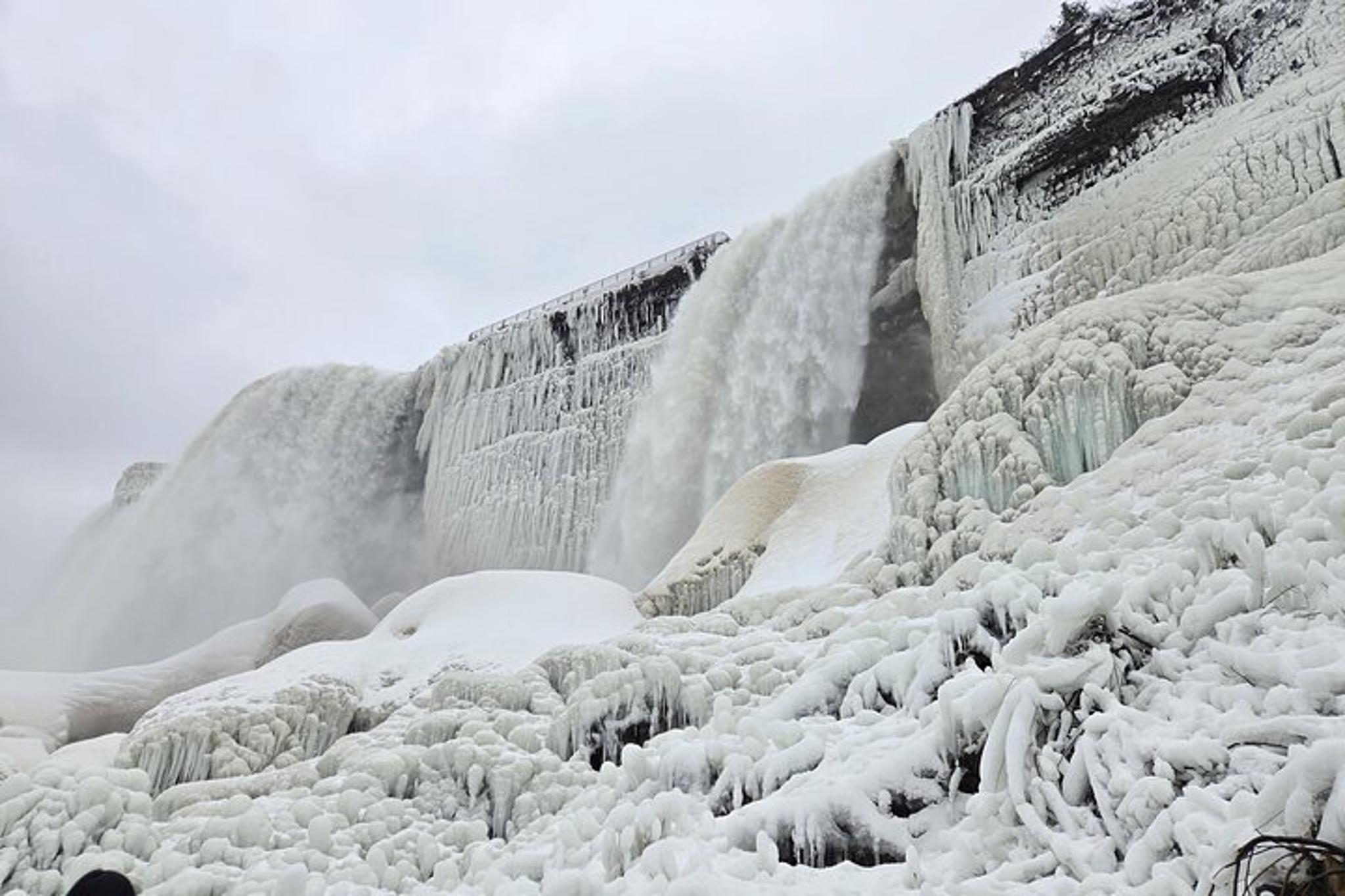 Niagara Falls Cave of the Winds Walking Tour - Image 6