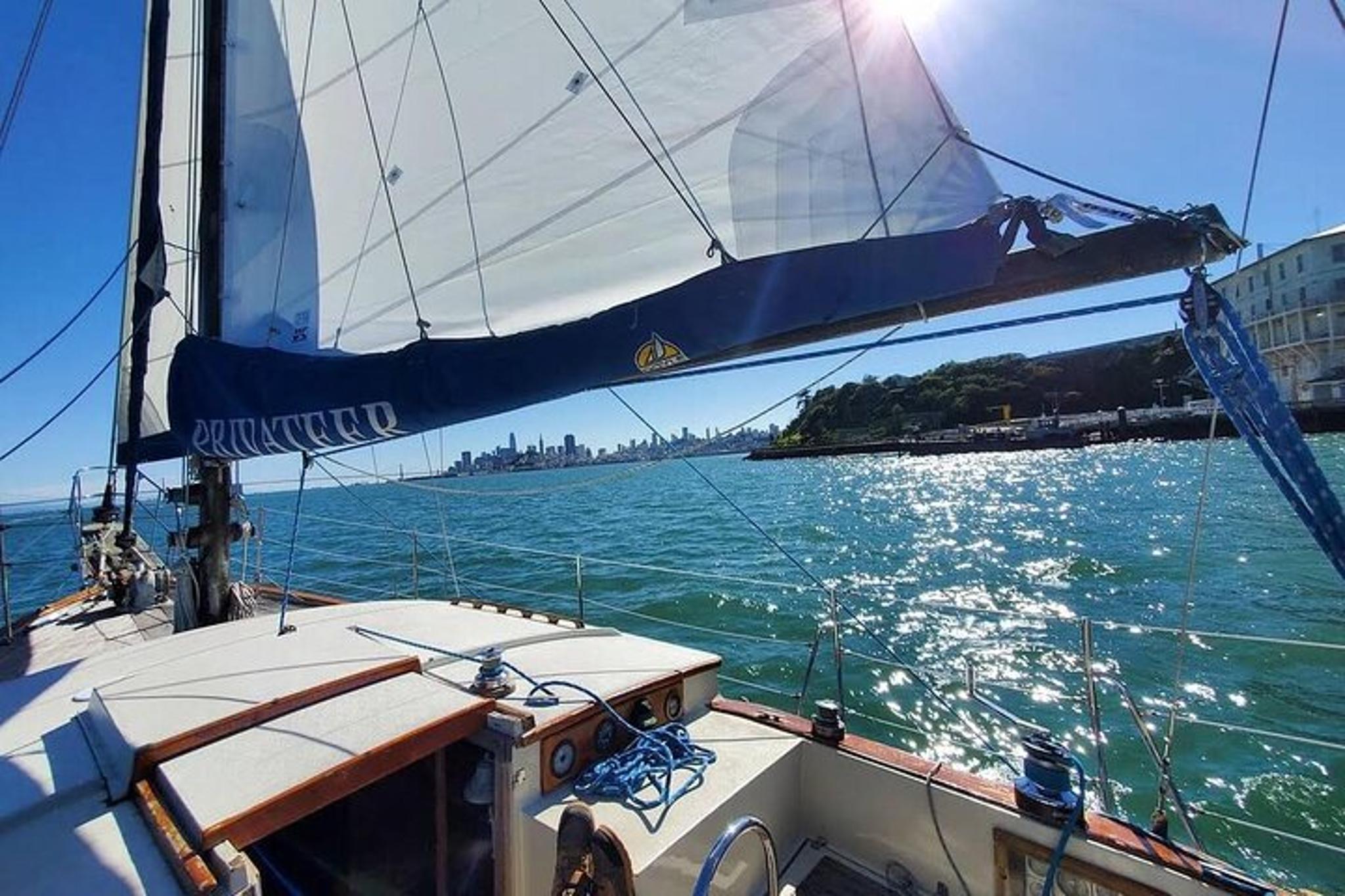 San Francisco Bay Sailing Tour 1.5-Hour