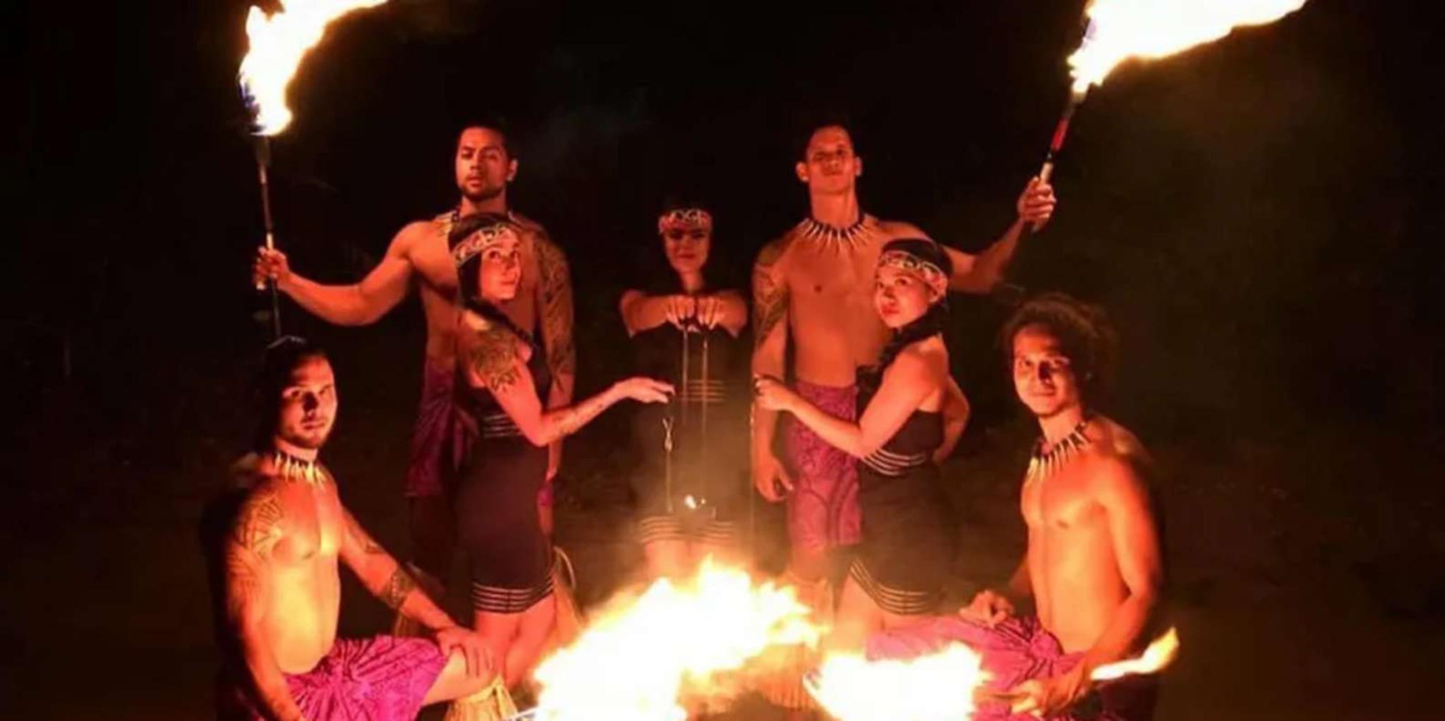 Orlando Polynesian Fire Luau Dinner Show - Image 5