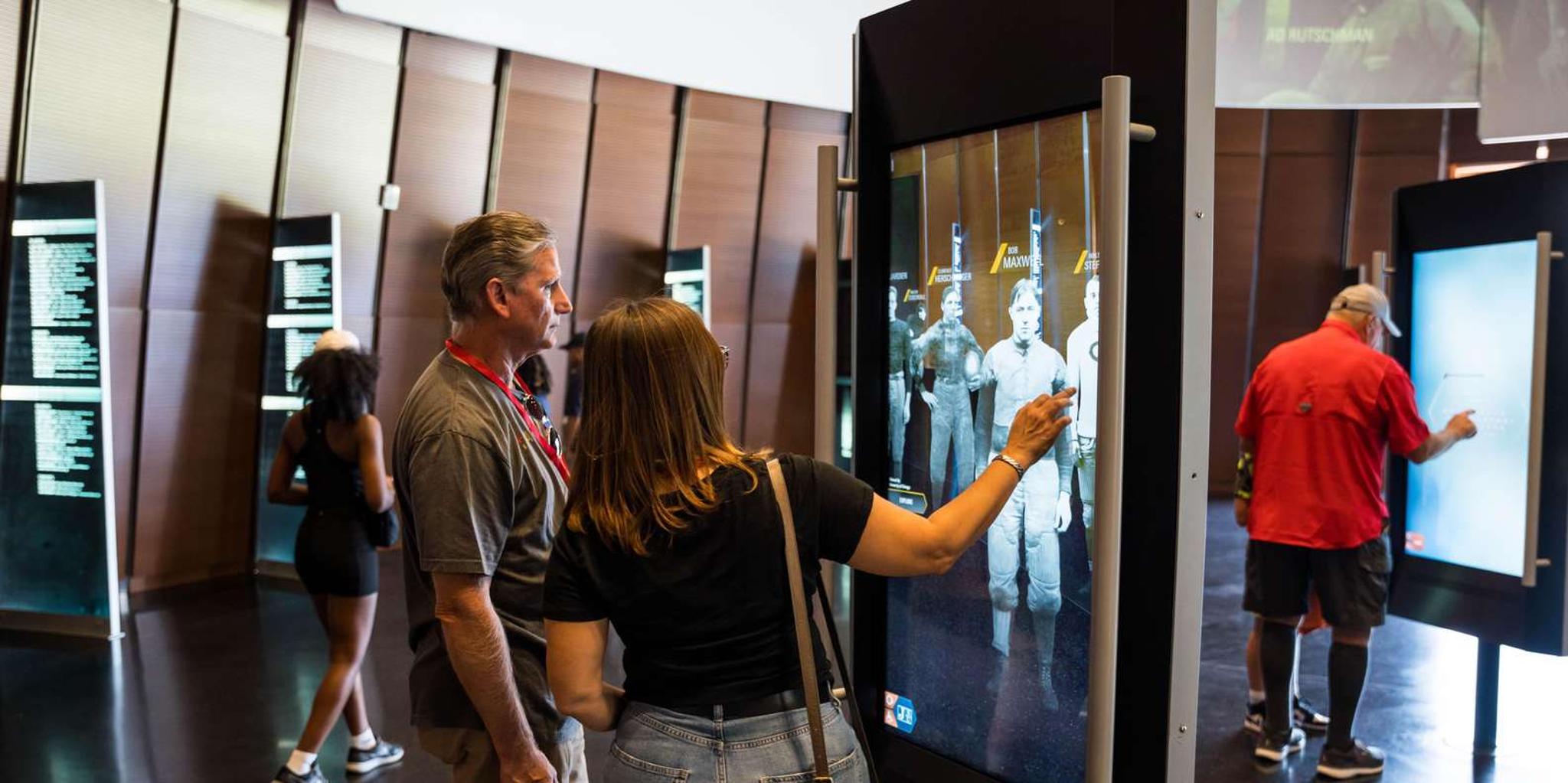 Atlanta College Football Hall of Fame Tour - Image 5