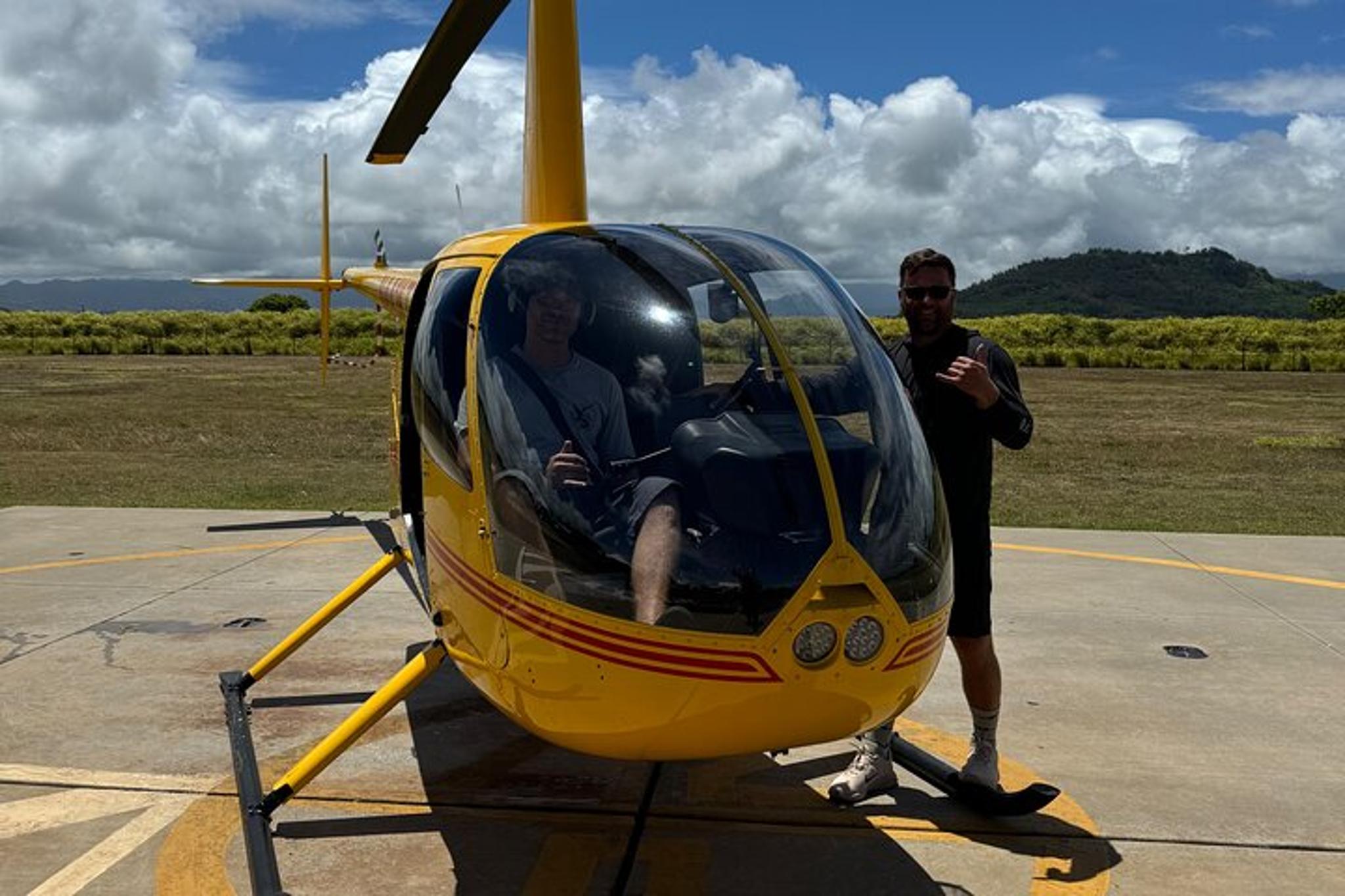 Kauai Helicopter Tour Doors-Off 1 hr - Image 4