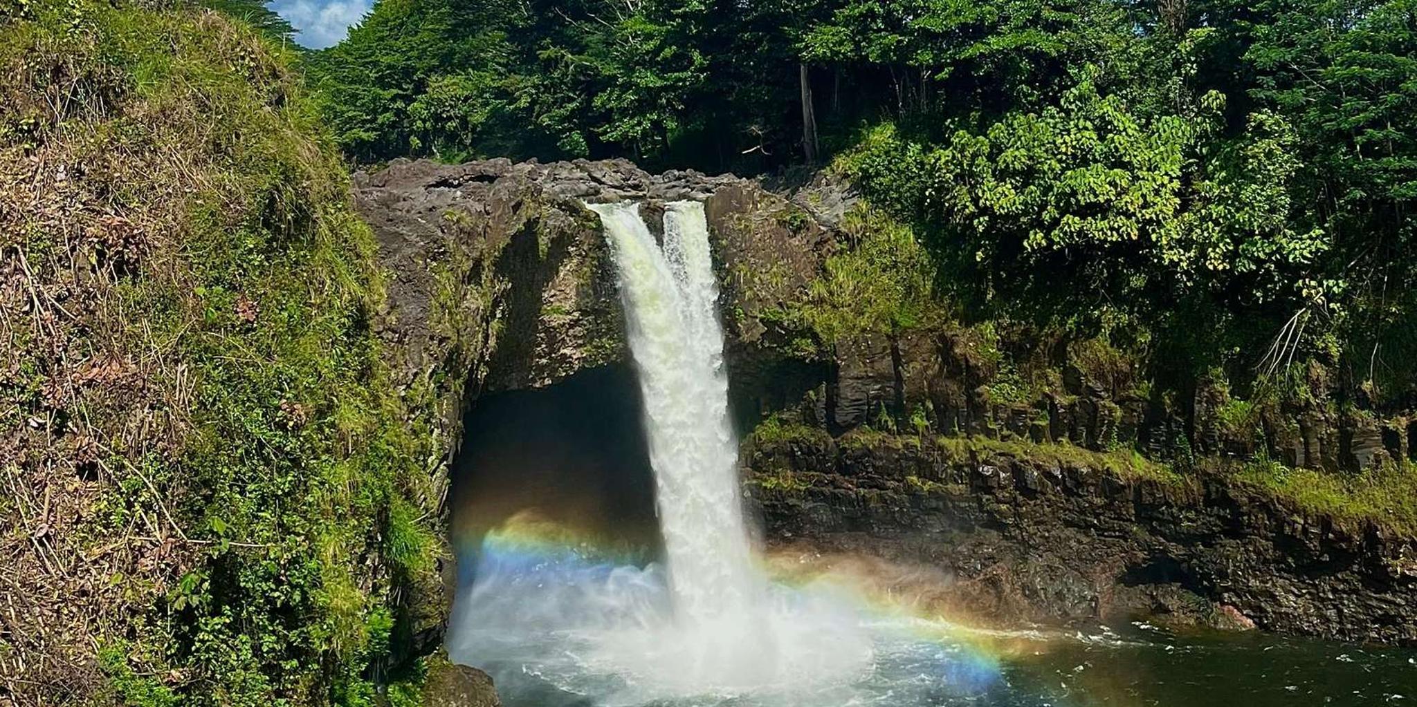 Big Island Coffee, Beaches, Volcanos & Waterfalls Tour - Image 5