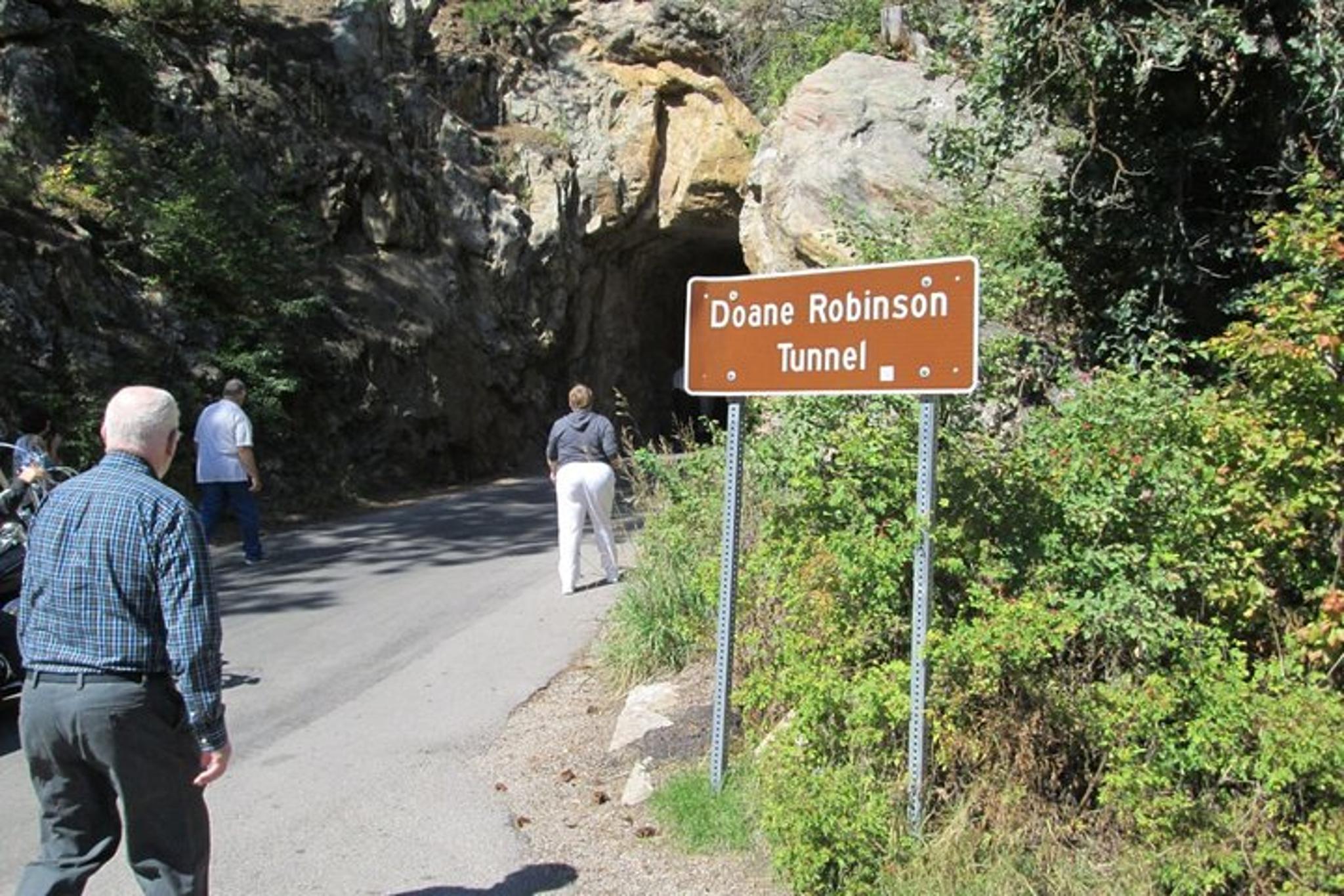 Rapid City Mount Rushmore and Black Hills Bus Tour - Image 6