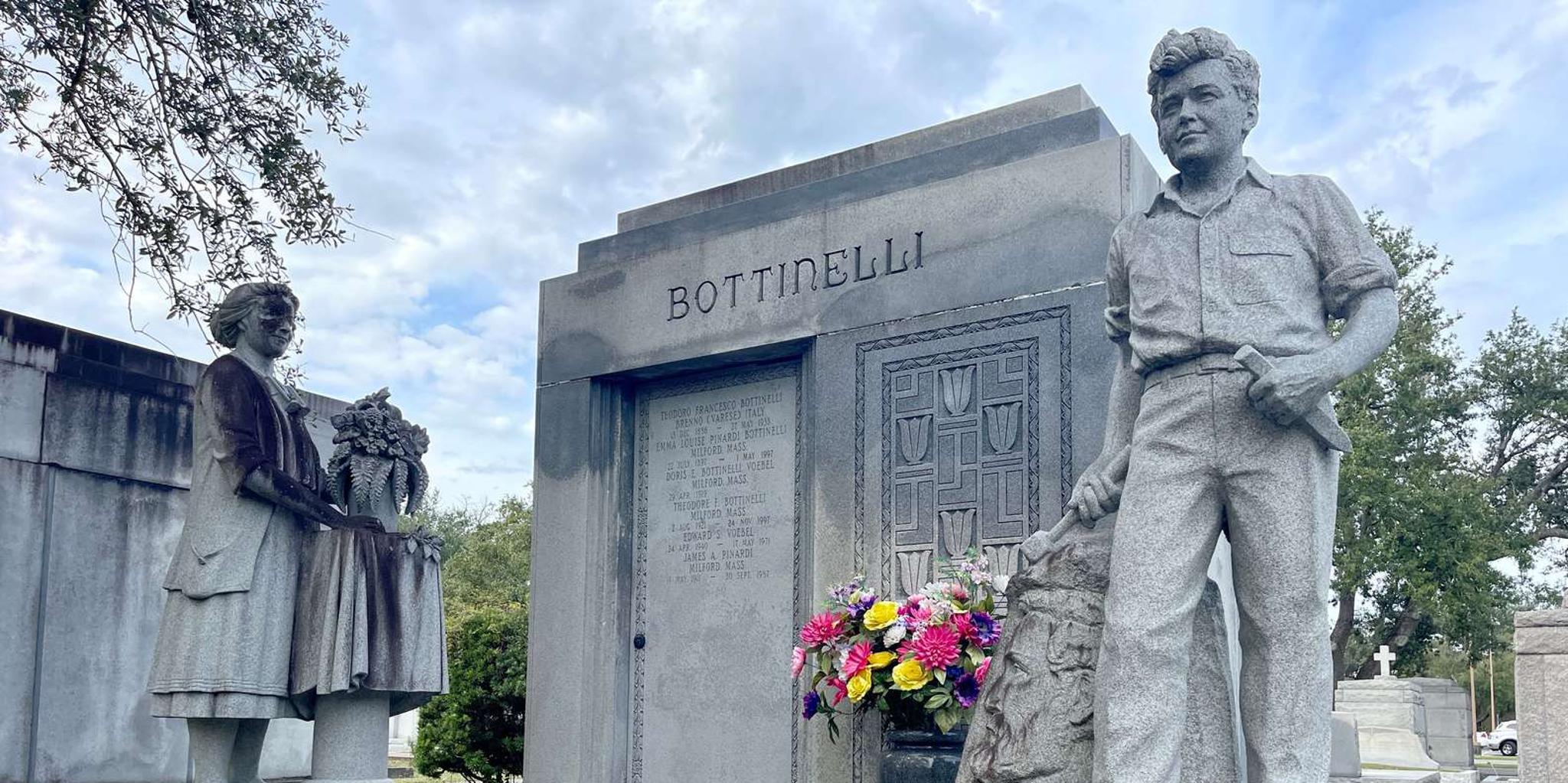 New Orleans Metairie Cemetery Tour - Image 6