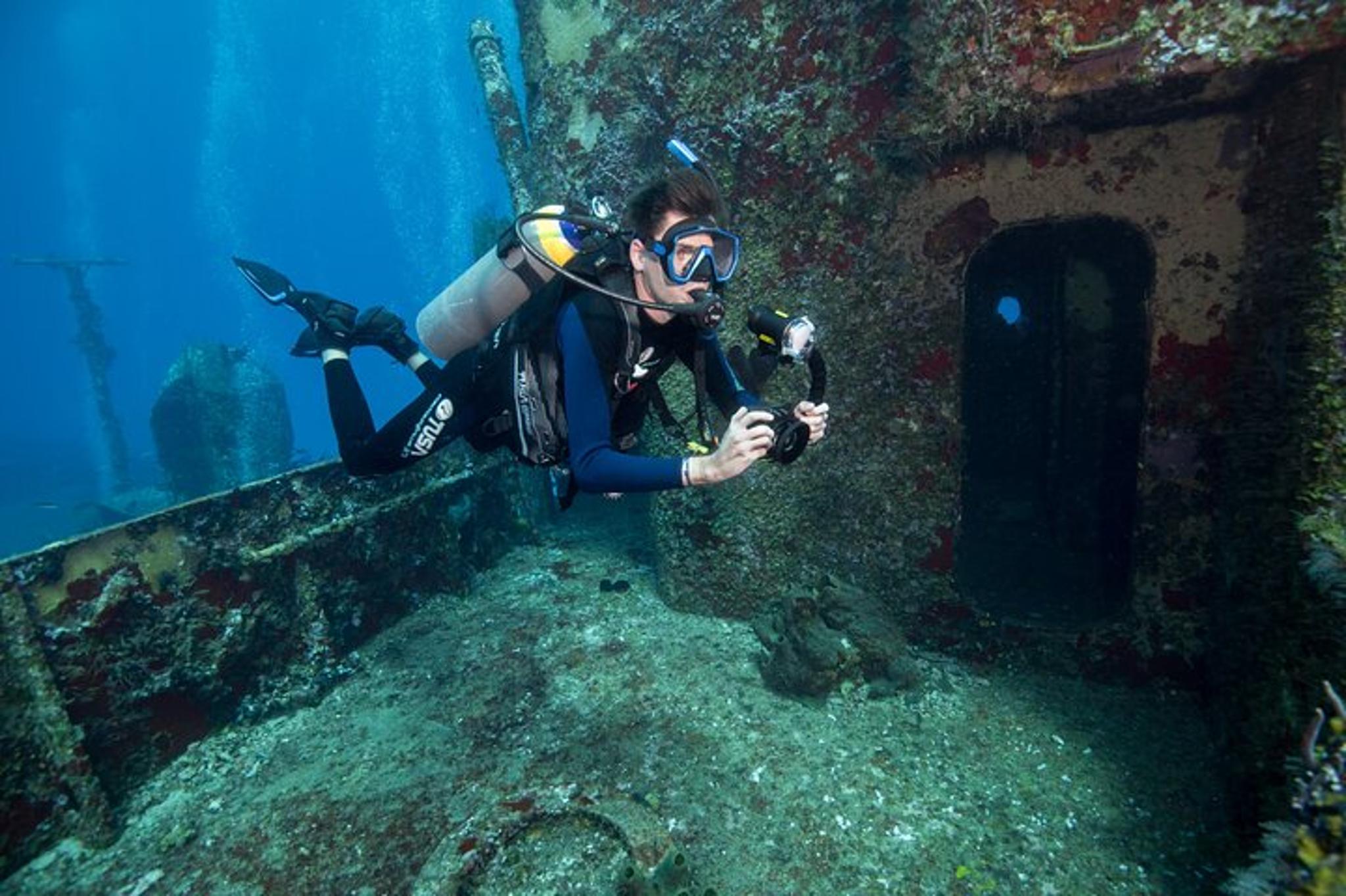 Miami Scuba Diving: Reef and Wreck Adventure - Image 5