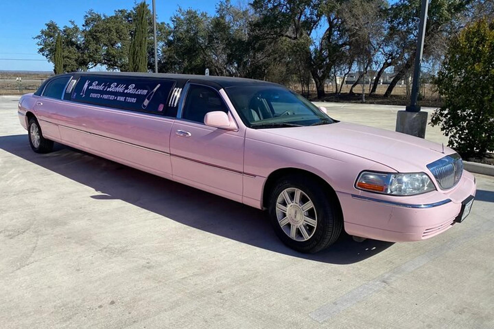 Fredericksburg Wine Tour in Lincoln Limo - Image 3