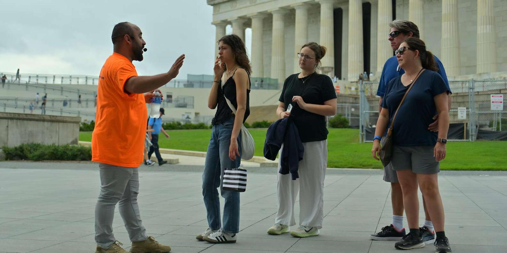 Washington DC History and Monuments Minibus Tour - Image 4