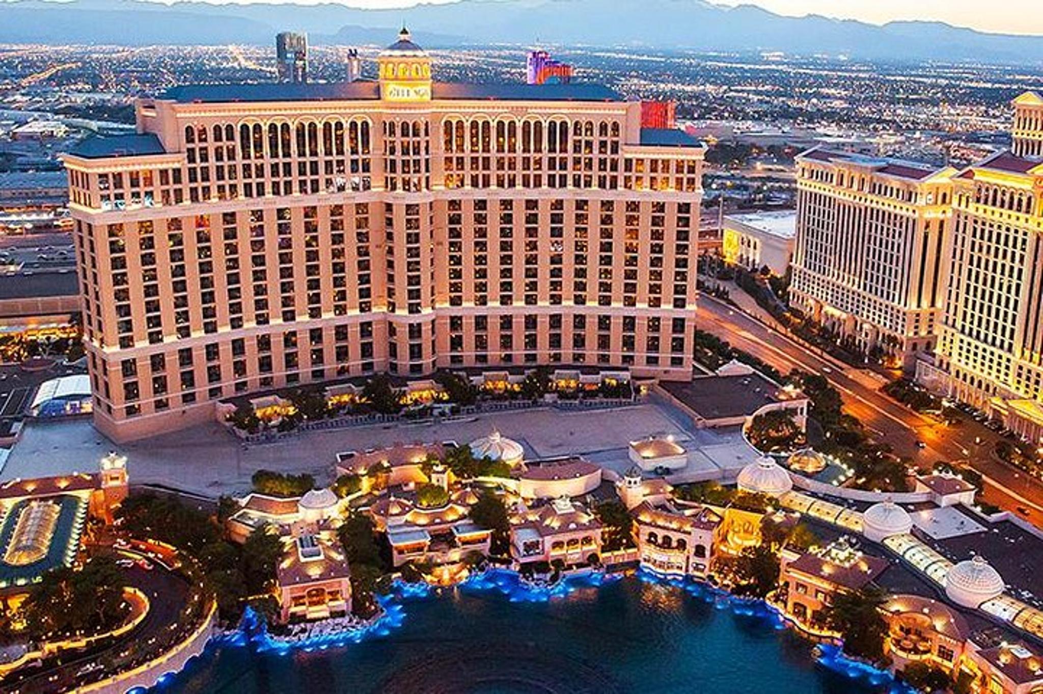 Paris Las Vegas Eiffel Tower Viewing Deck - Image 6