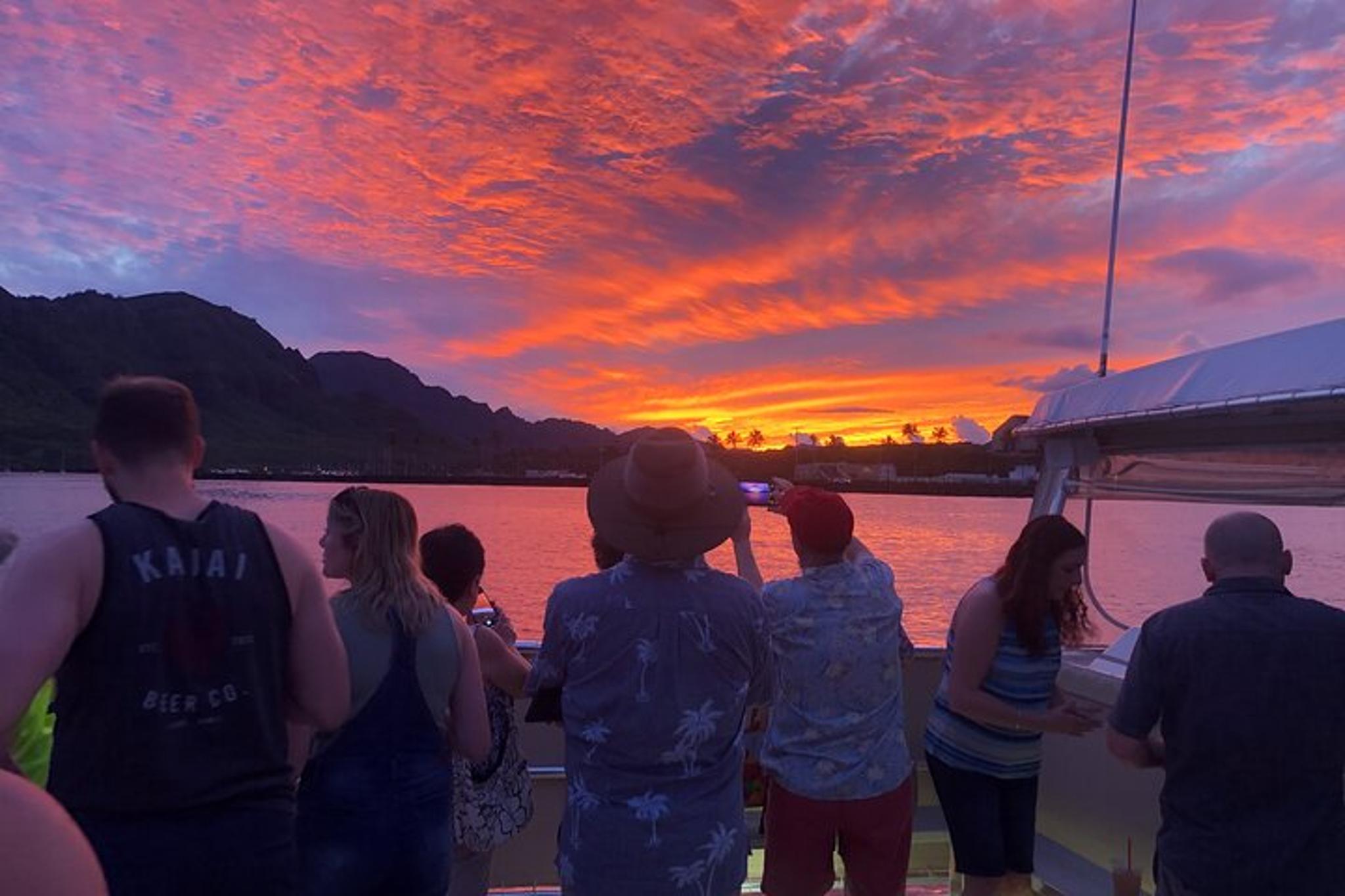 Nawiliwili Sunset Catamaran Cruise - Image 3