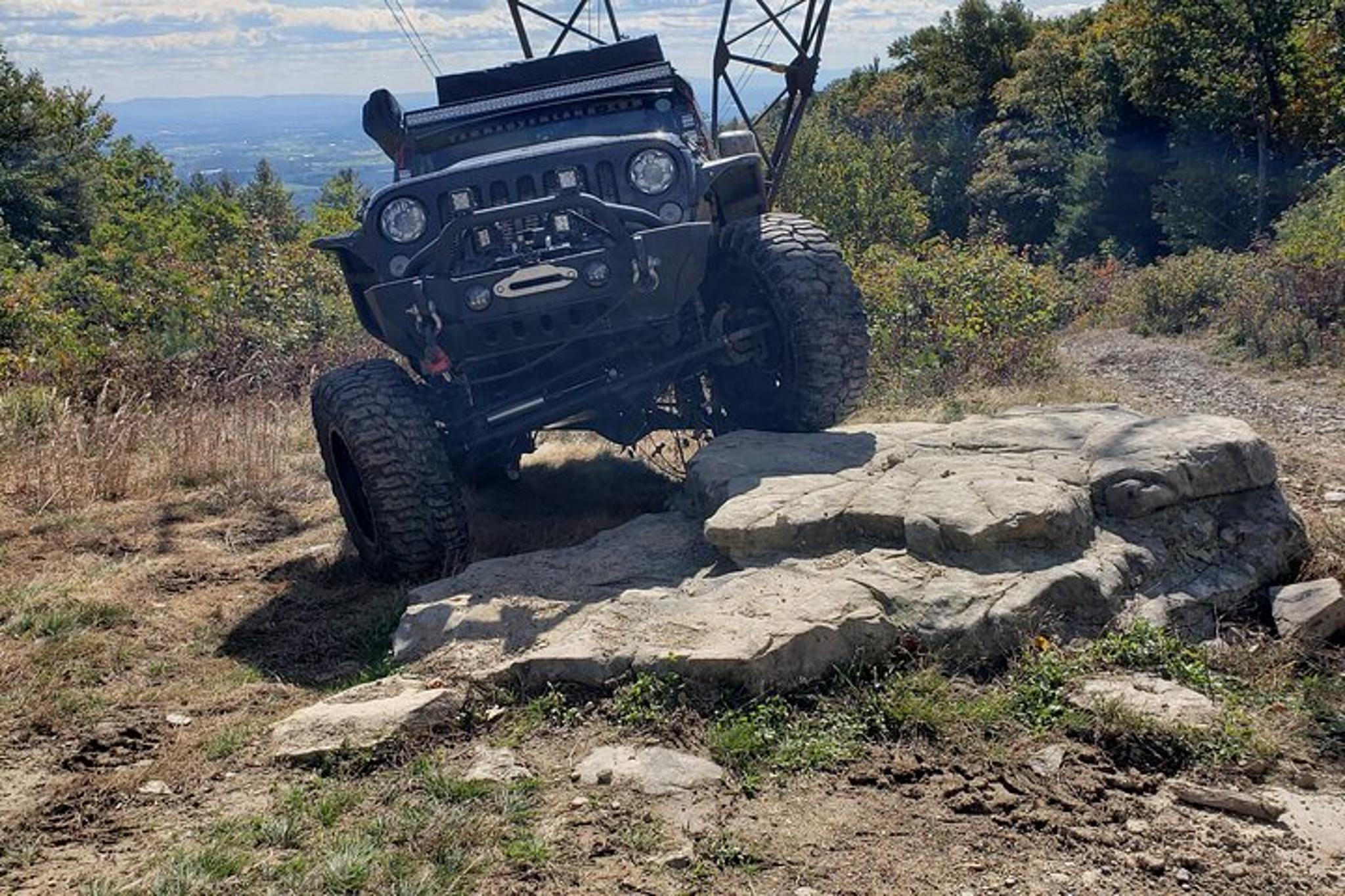 Charlottesville Off-Road Jeep Tour - Image 2