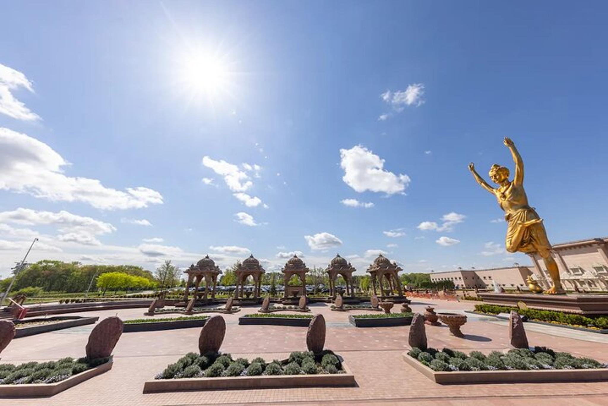 Robbinsville Private Transfer to BAPS Akshardham - Image 5