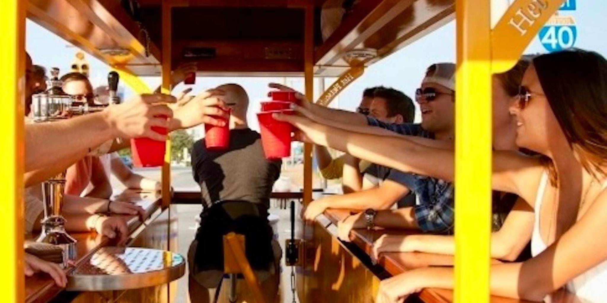 New Orleans Irish Channel Party Bike Bar Crawl 2 hr - Image 2