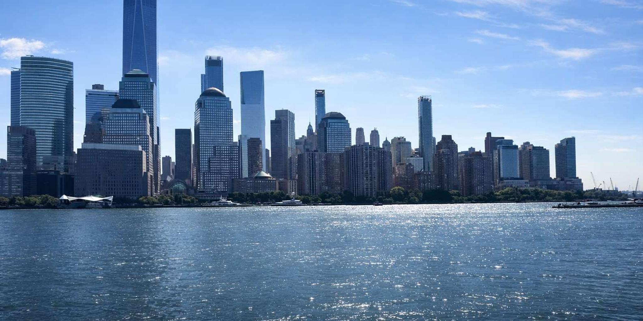 New York Liberty & Ellis Island Tour - Image 4