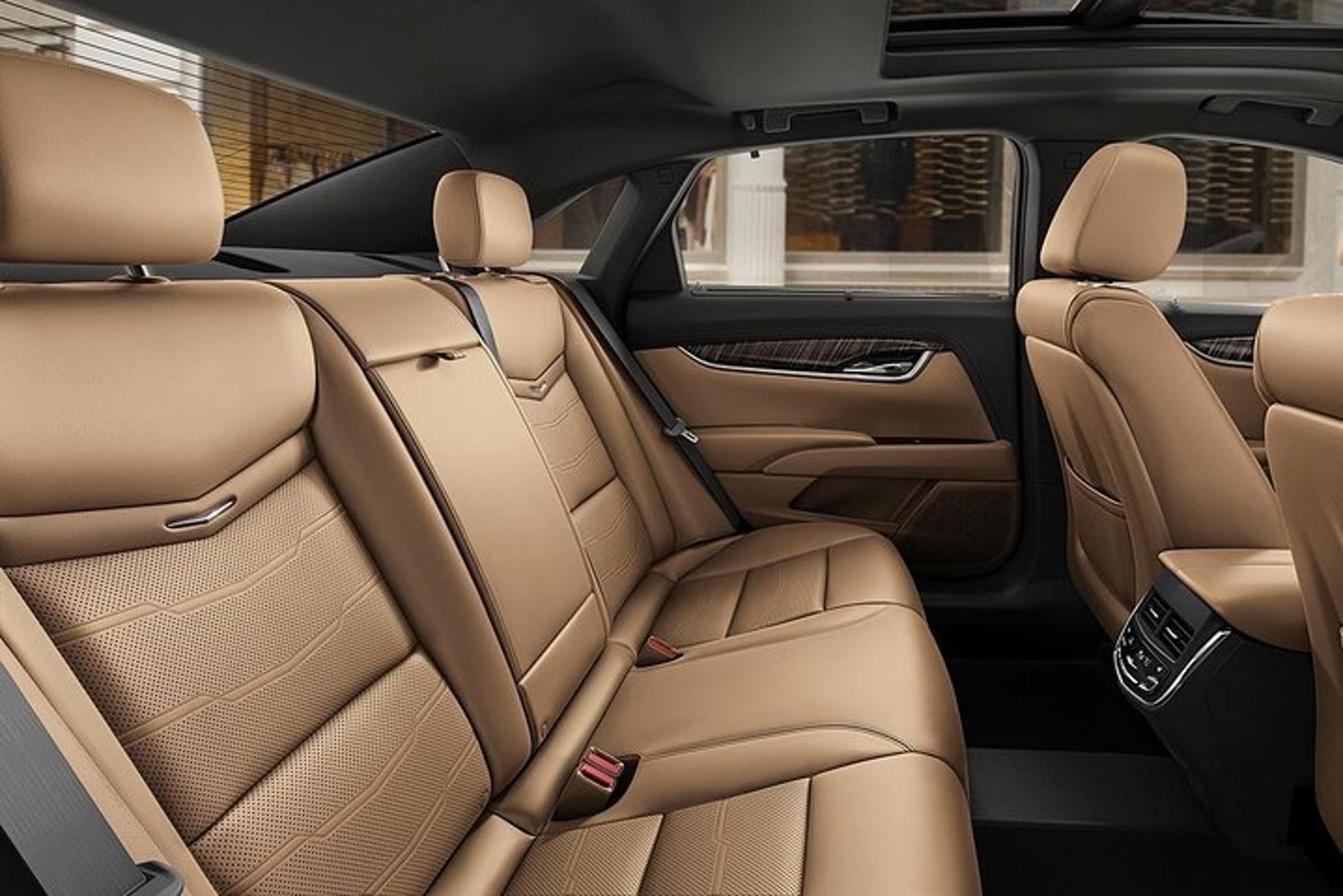 Denver Airport Transfer by Luxury Car - Image 2