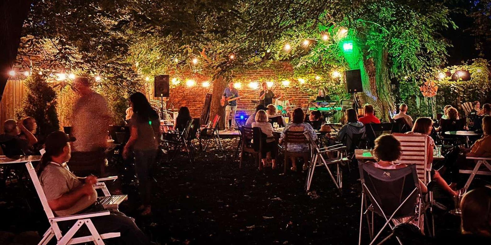 Cleveland Brewery Patio Tour - Image 5