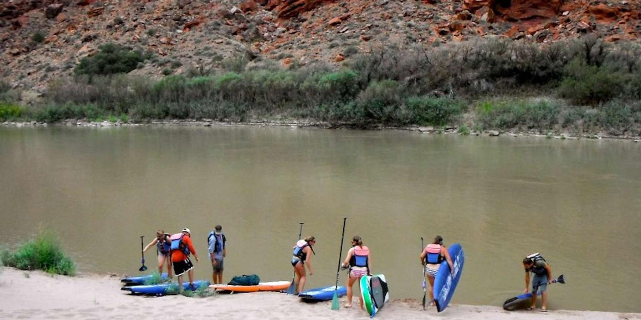 Moab Stand-Up Paddleboarding on the Colorado River - Image 3