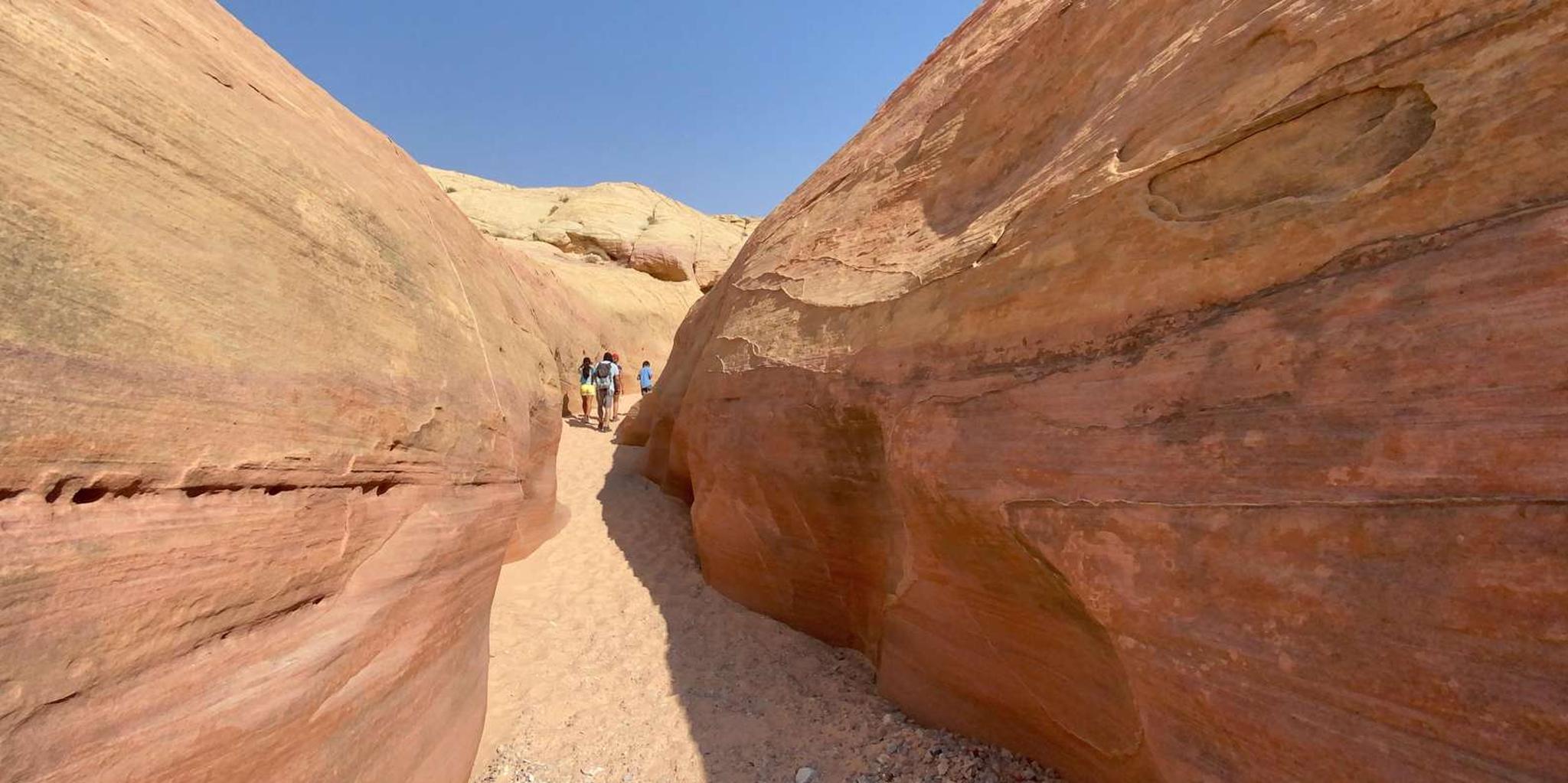 Las Vegas Valley of Fire Small Group Tour 4 hr - Image 4