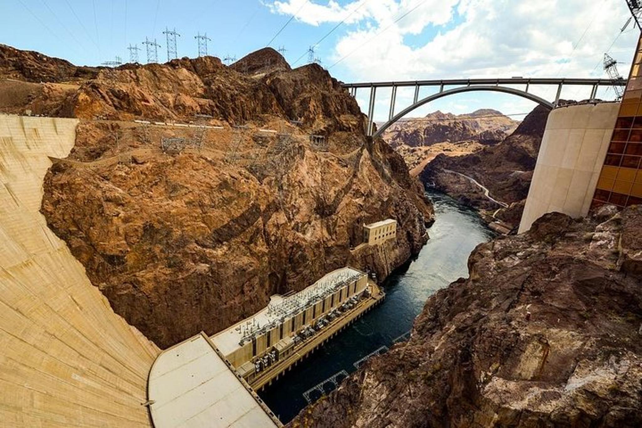 Las Vegas Hoover Dam SUV Tour 3.5 hr - Image 6
